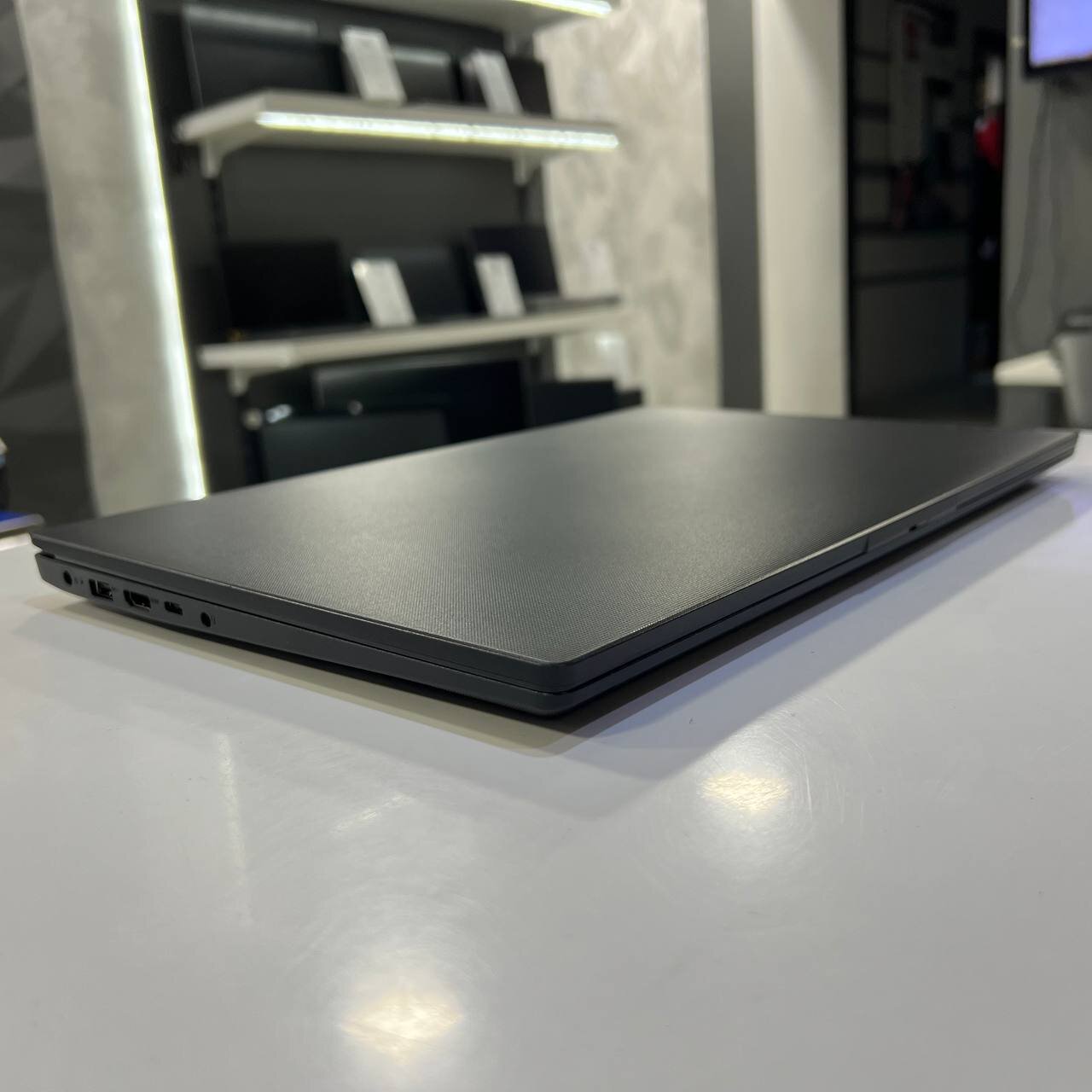 Lenovo V15 G4 Intel Core i3-13620H/16Gb/1Tb SSD/Win11 (вживаний)