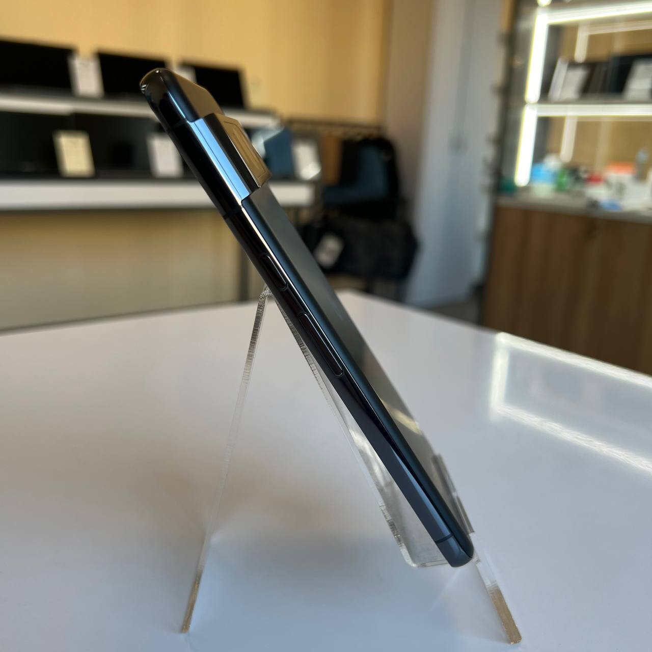 Google Pixel 8 Pro 12/128 Gb Obsidian Neverlock (вживаний)