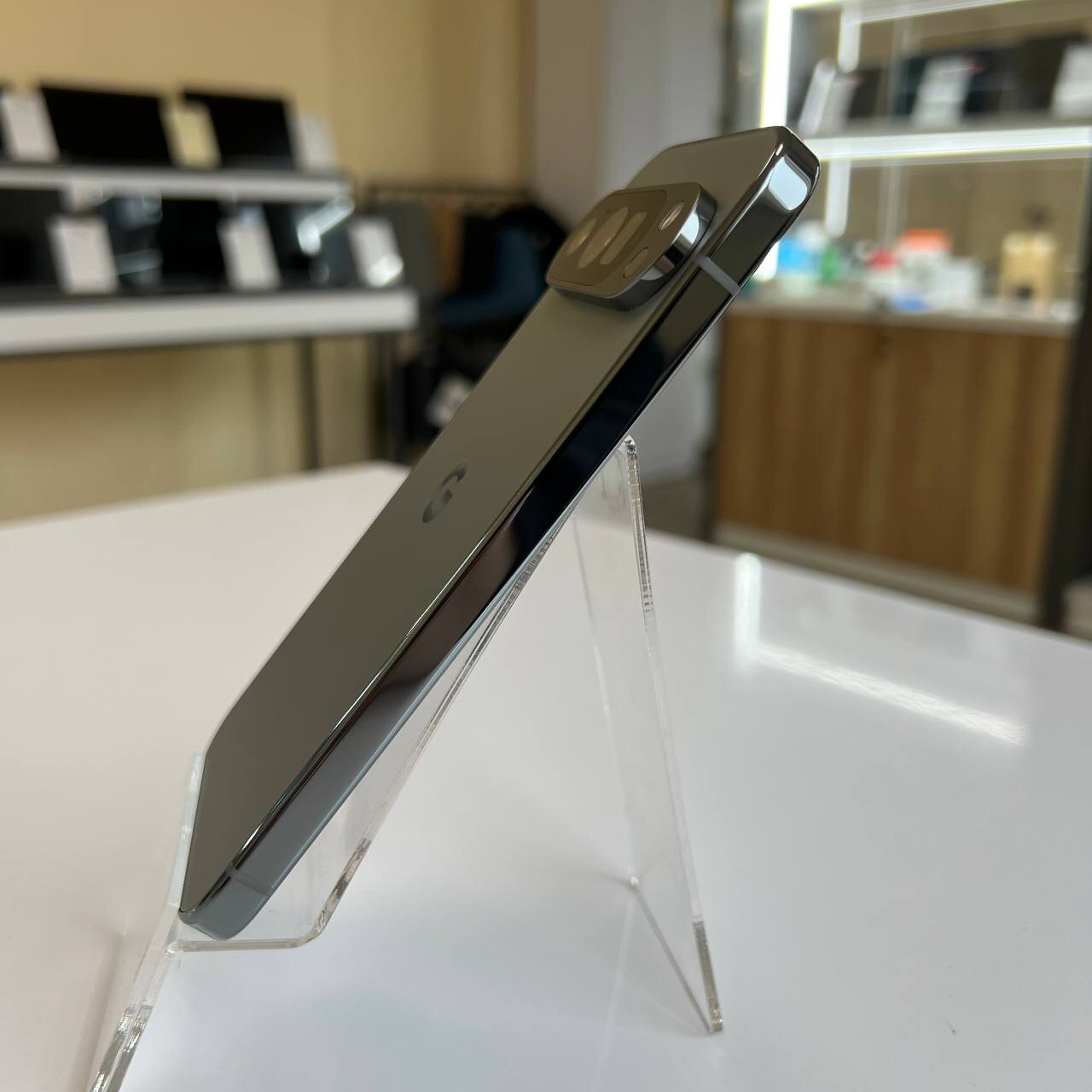 Google Pixel 9 Pro 16/128 Gb Hazel Neverlock (вживаний)