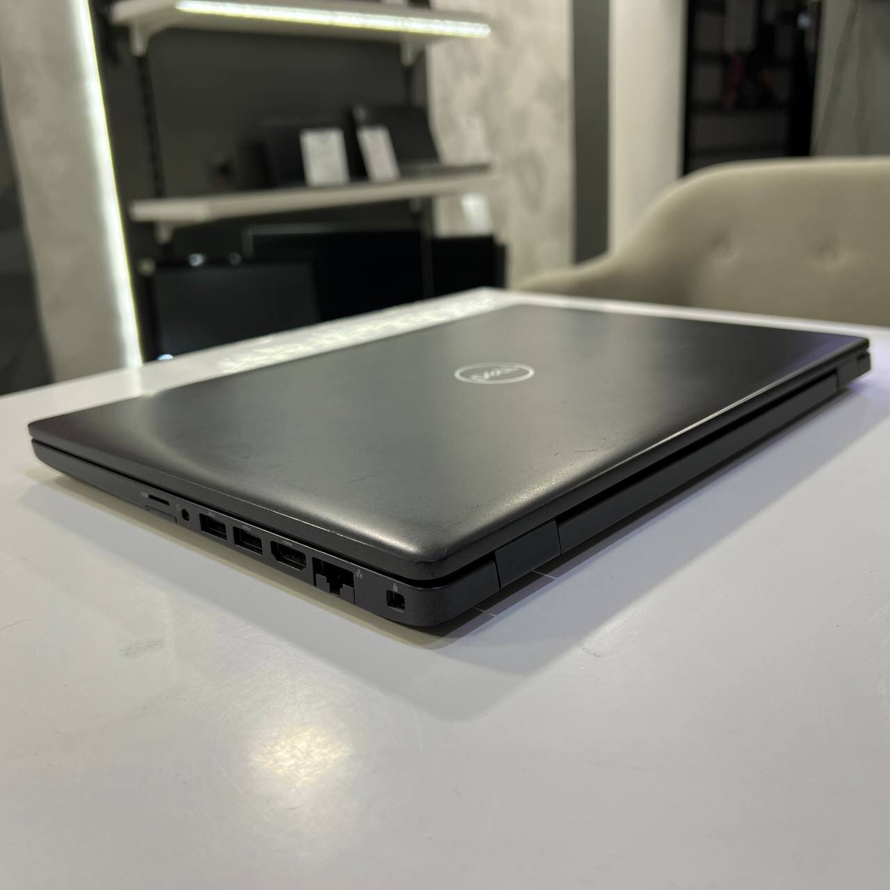 Dell Latitude 5400 Intel Core i7-8665U/16Gb/256Gb SSD/Win11 (вживаний)