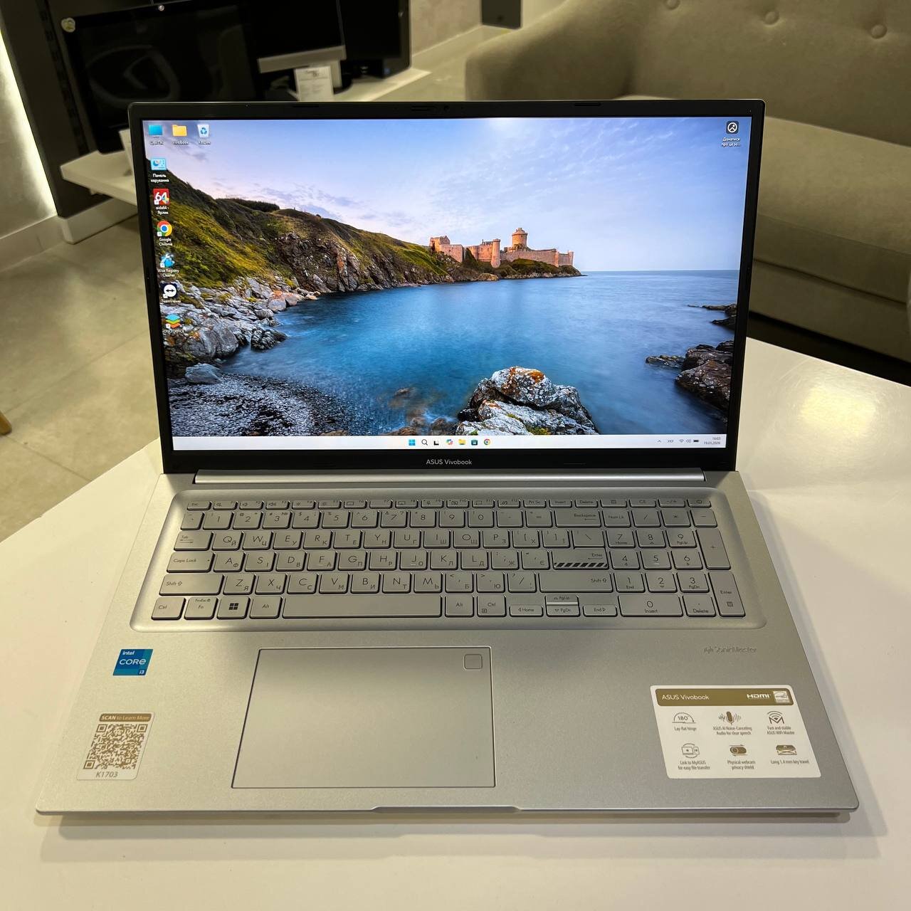 Asus VivoBook 17 K1703Z Intel Core i3-1220P/16GB/256Gb SSD/Win11 (вживаний)