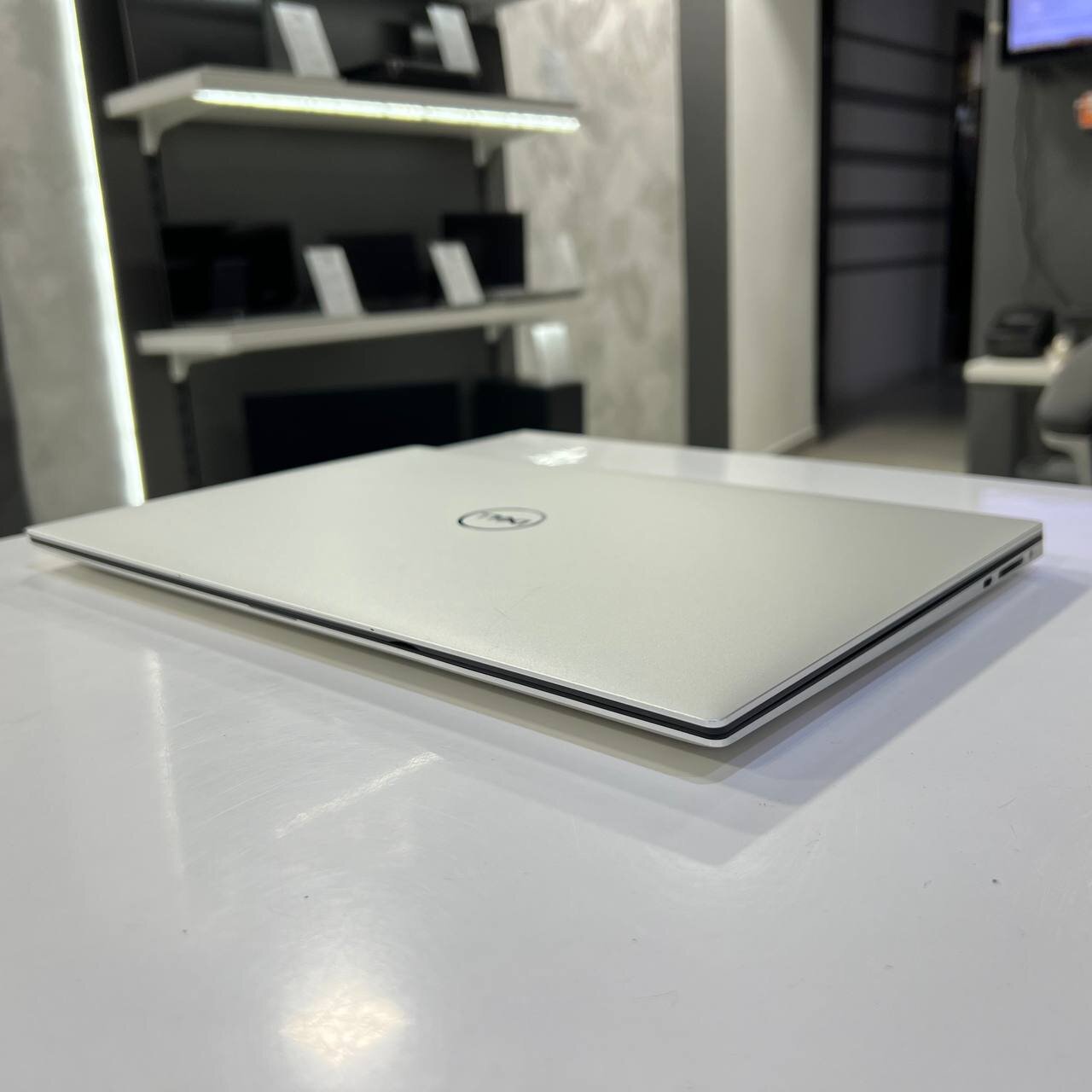 Dell XPS 15 9500 Intel Core i7-10750H/GTX1650TI 4Gb/16Gb/512Gb SSD/Win11 (вживаний)