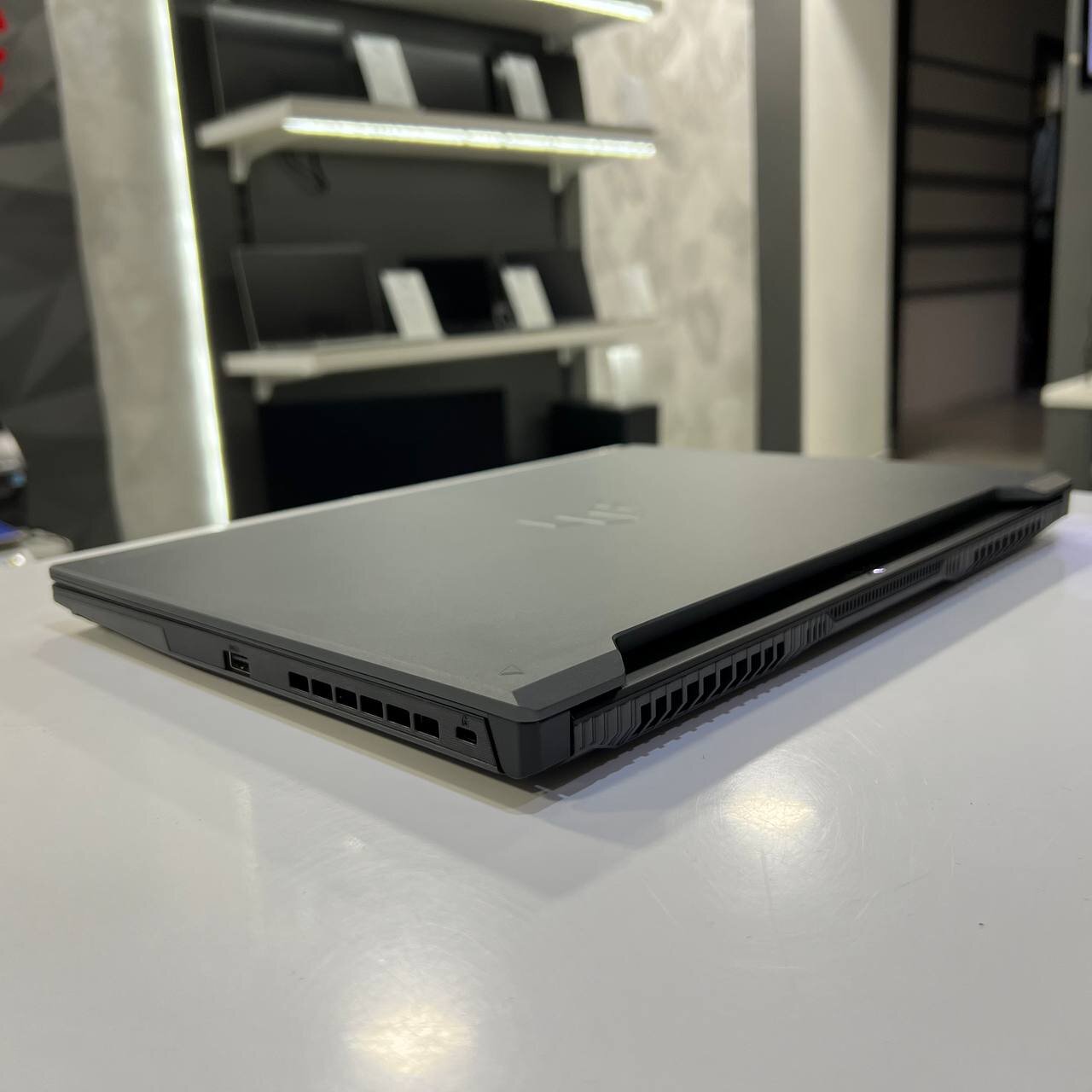 ASUS TUF A16 Ryzen 7 7445HS/RTX4050 Gb/16Gb/512Gb SSD/Win11 (вживаний)