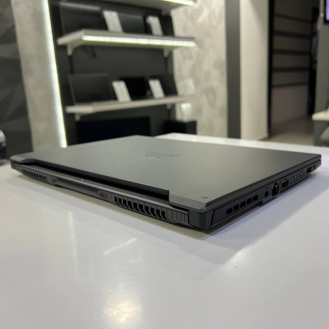ASUS TUF A16 Ryzen 7 7445HS/RTX4050 Gb/16Gb/512Gb SSD/Win11 (вживаний)