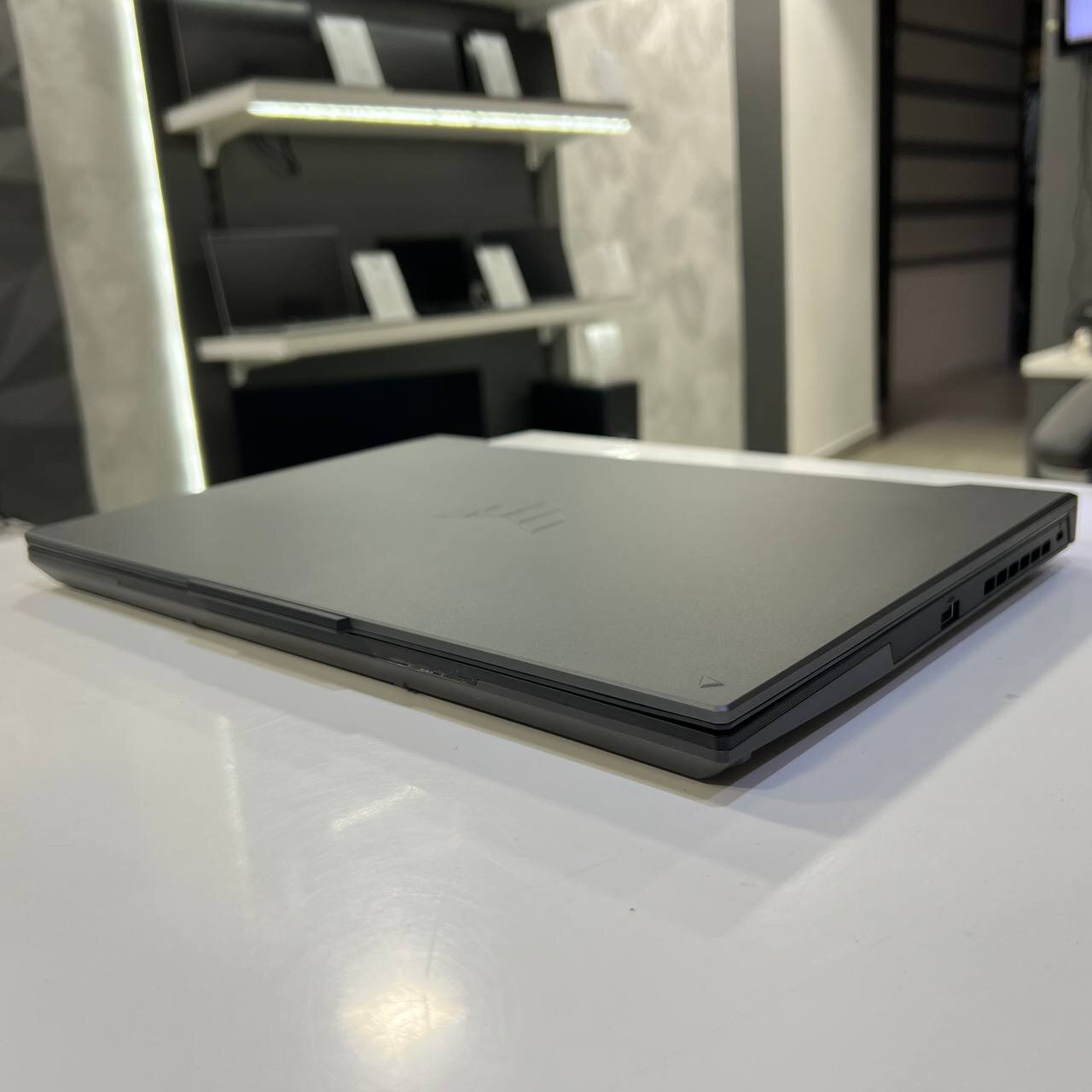 ASUS TUF A16 Ryzen 7 7445HS/RTX4050 Gb/16Gb/512Gb SSD/Win11 (вживаний)