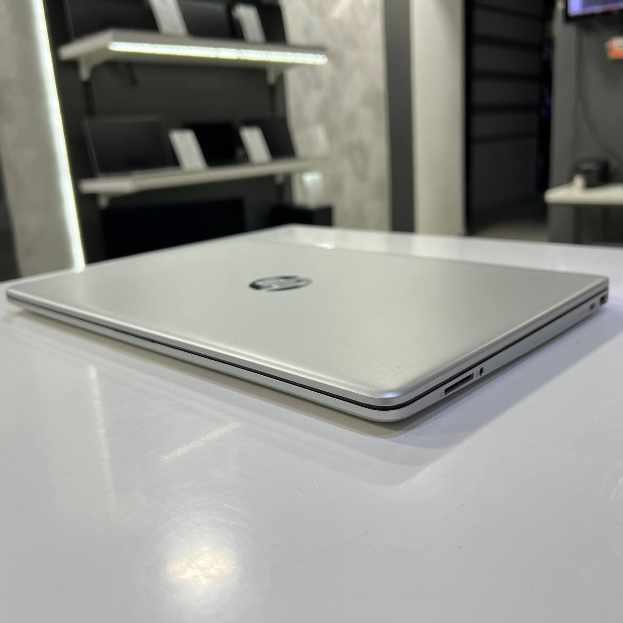 HP Laptop 15-DY2131WM Intel Core i3-1115G4/16Gb/256Gb SSD/Win11 (вживаний)