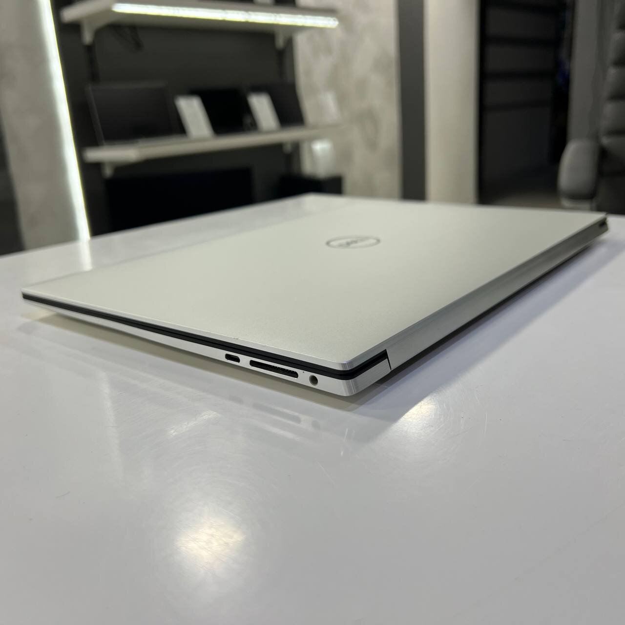Dell XPS 9510 Intel Core i7-11800H/RTX3050TI 4Gb/16Gb/1Tb SSD/Win11 (вживаний)