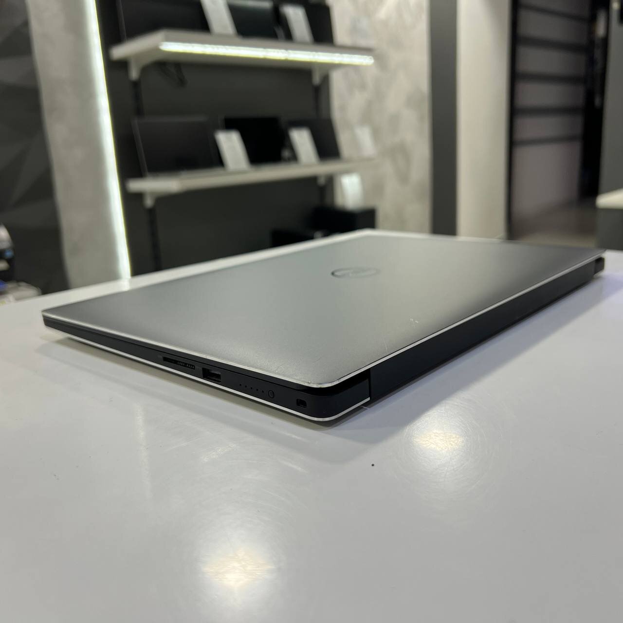 Dell Precision 5540 Intel Core i5-9400H/16Gb/256Gb SSD/Win11 (вживаний)