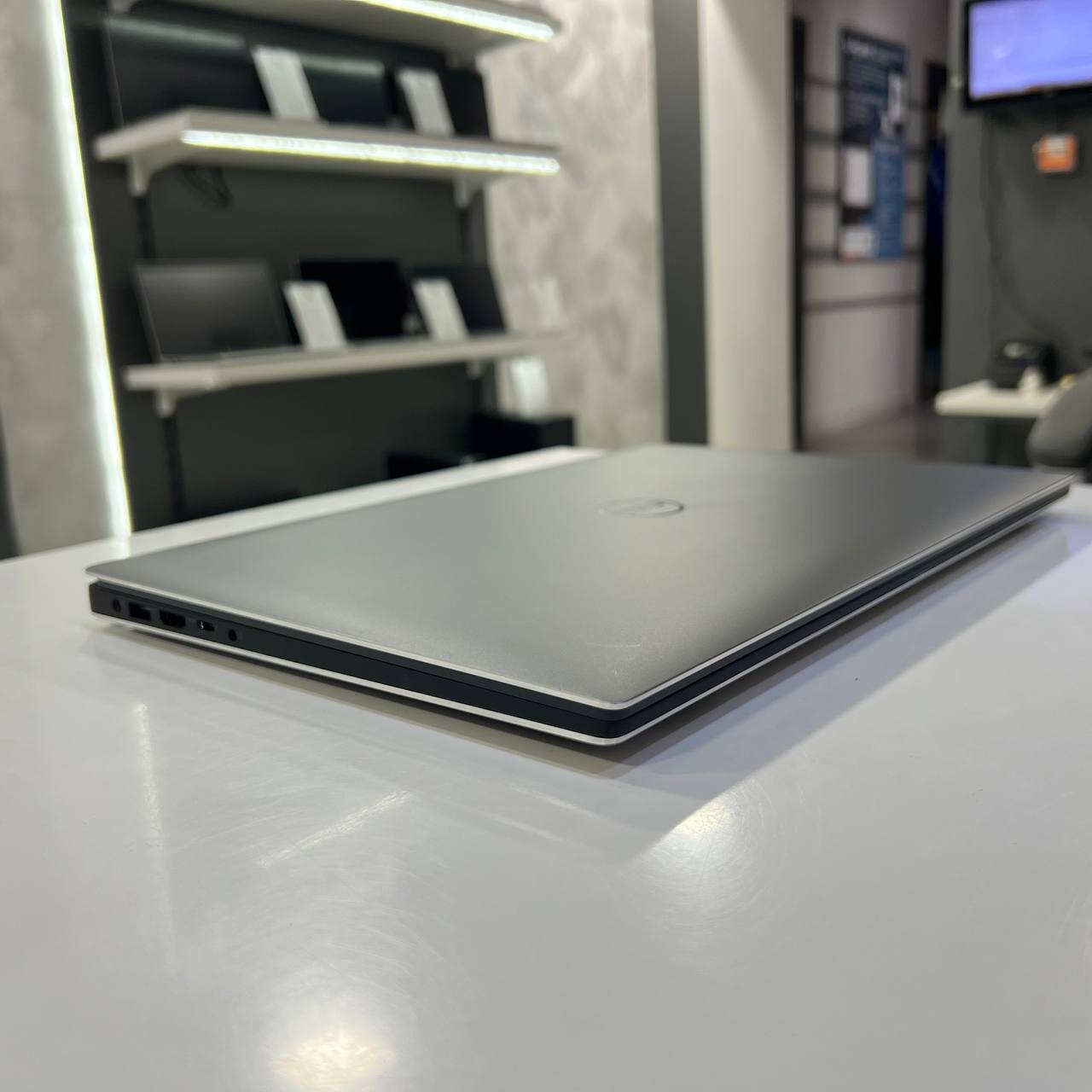 Dell Precision 5540 Intel Core i5-9400H/16Gb/256Gb SSD/Win11 (вживаний)