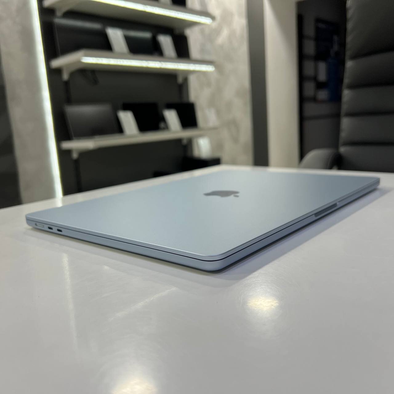 Apple MacBook Air 15 A3241 (2025) Apple M4/16Gb/256Gb SSD/Tahoe (вживаний)