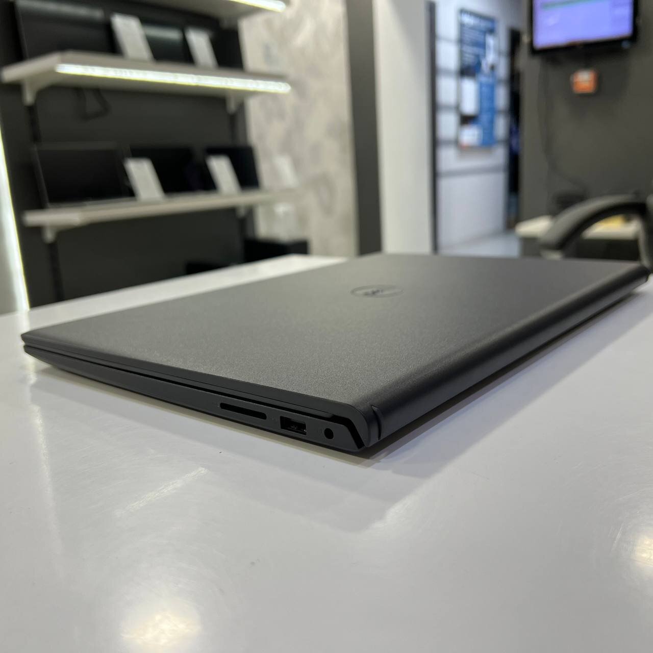 Dell 15 DC15255 Ryzen 3 7320U/8Gb/256Gb SSD/Win11 (вживаний)