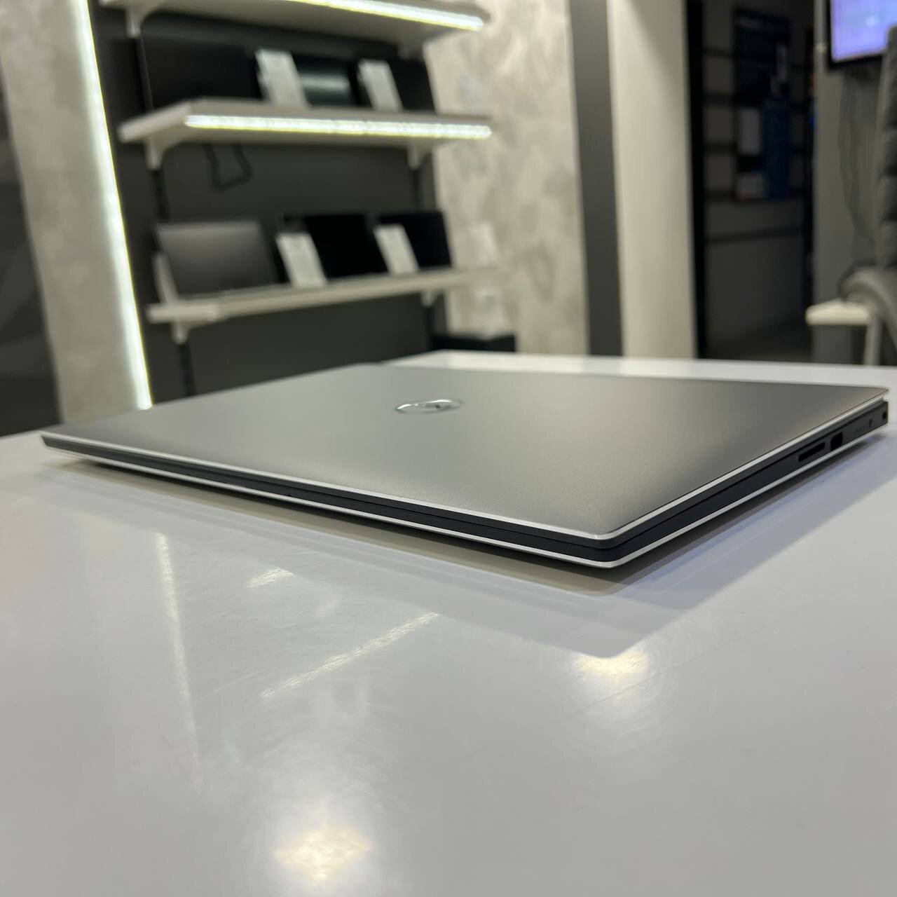 Dell Precision 5540 Intel Core i5-9400H/16Gb/256Gb SSD/Win11 (вживаний)