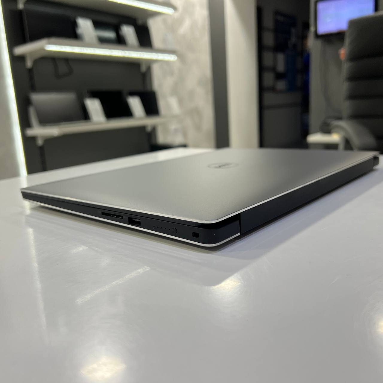 Dell Precision 5540 Intel Core i5-9400H/16Gb/256Gb SSD/Win11 (вживаний)