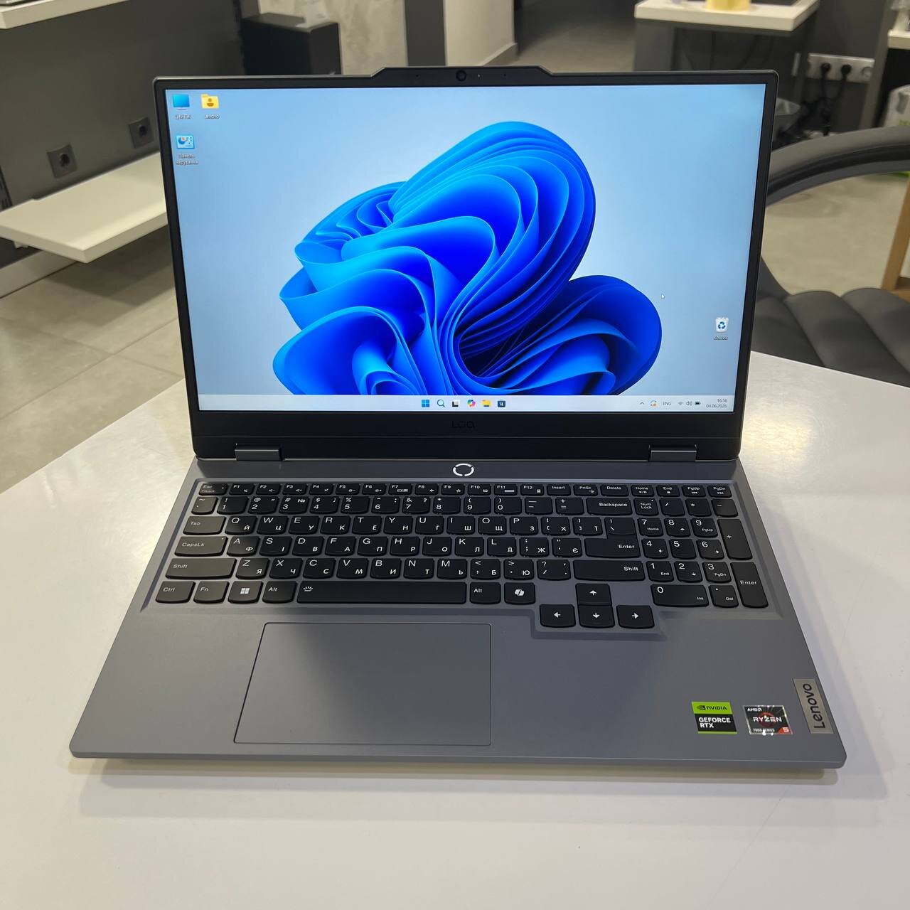 Lenovo LOQ Ryzen 5 7235HS/RTX3050 6Gb/16Gb/512Gb SSD/Win11
