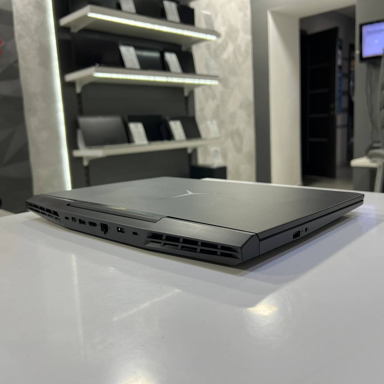 Lenovo Legion Y545 Intel Core i5-9300H/GTX1650 4Gb/16Gb/256Gb SSD+500Gb HDD/Win11 (вживаний)