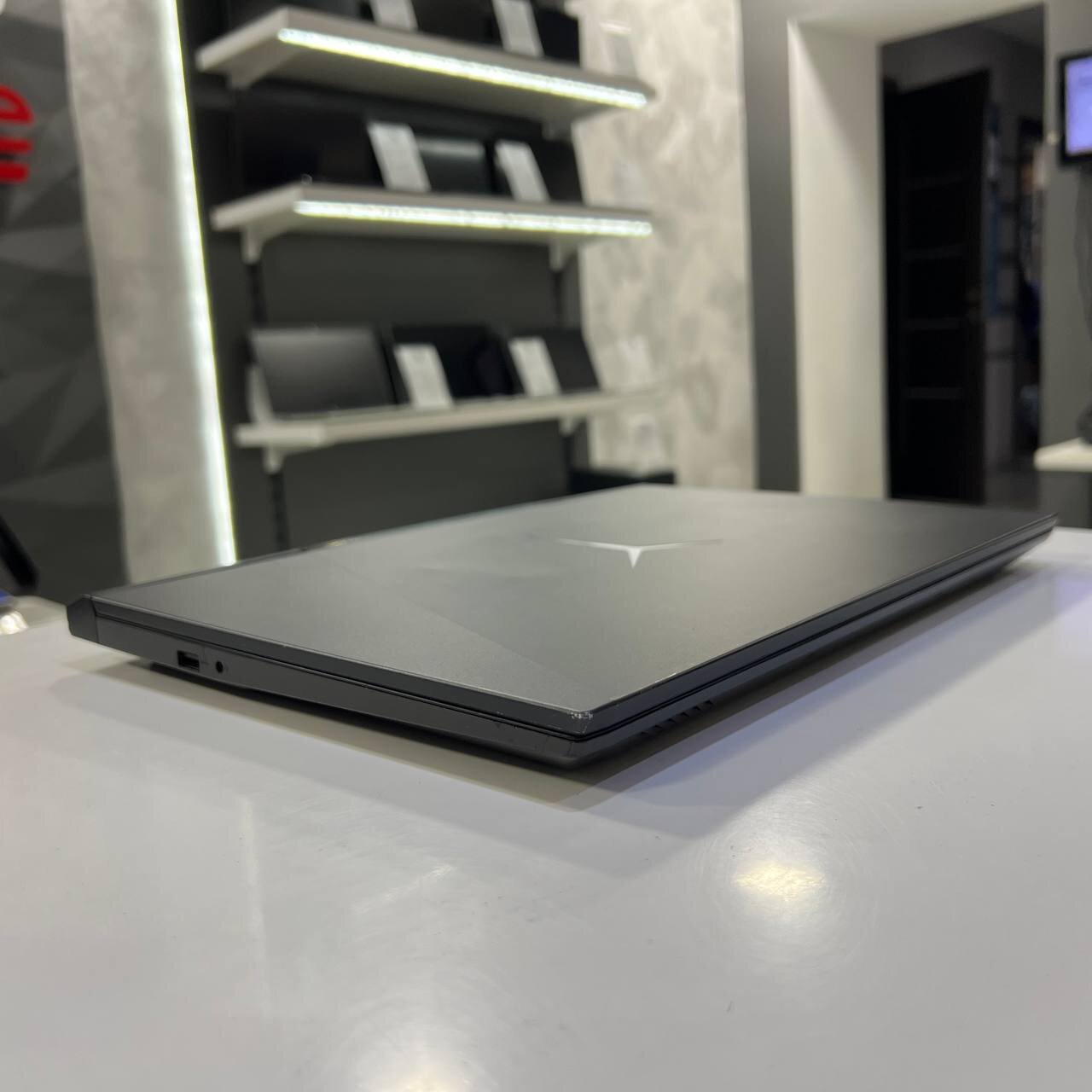 Lenovo Legion Y545 Intel Core i5-9300H/GTX1650 4Gb/16Gb/256Gb SSD+500Gb HDD/Win11 (вживаний)