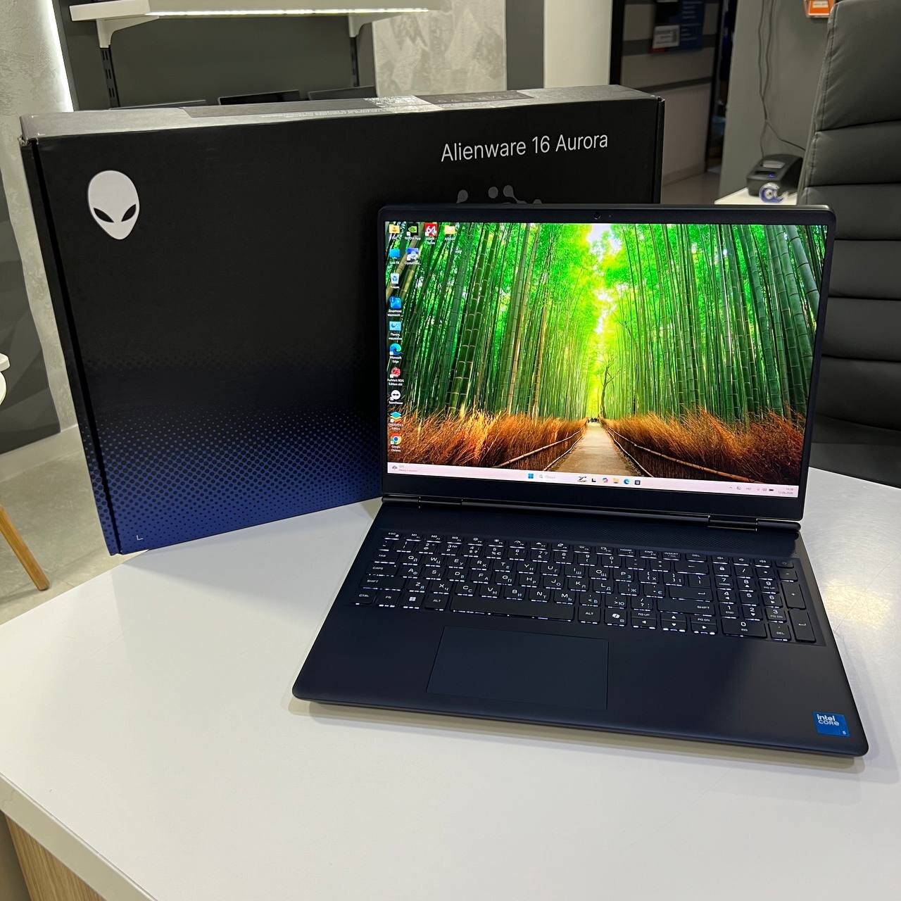 Dell Alienware 16 Aurora AC16250 Intel Core 5 210H/RTX4050 6Gb/16Gb/512Gb+512Gb SSD/Win11