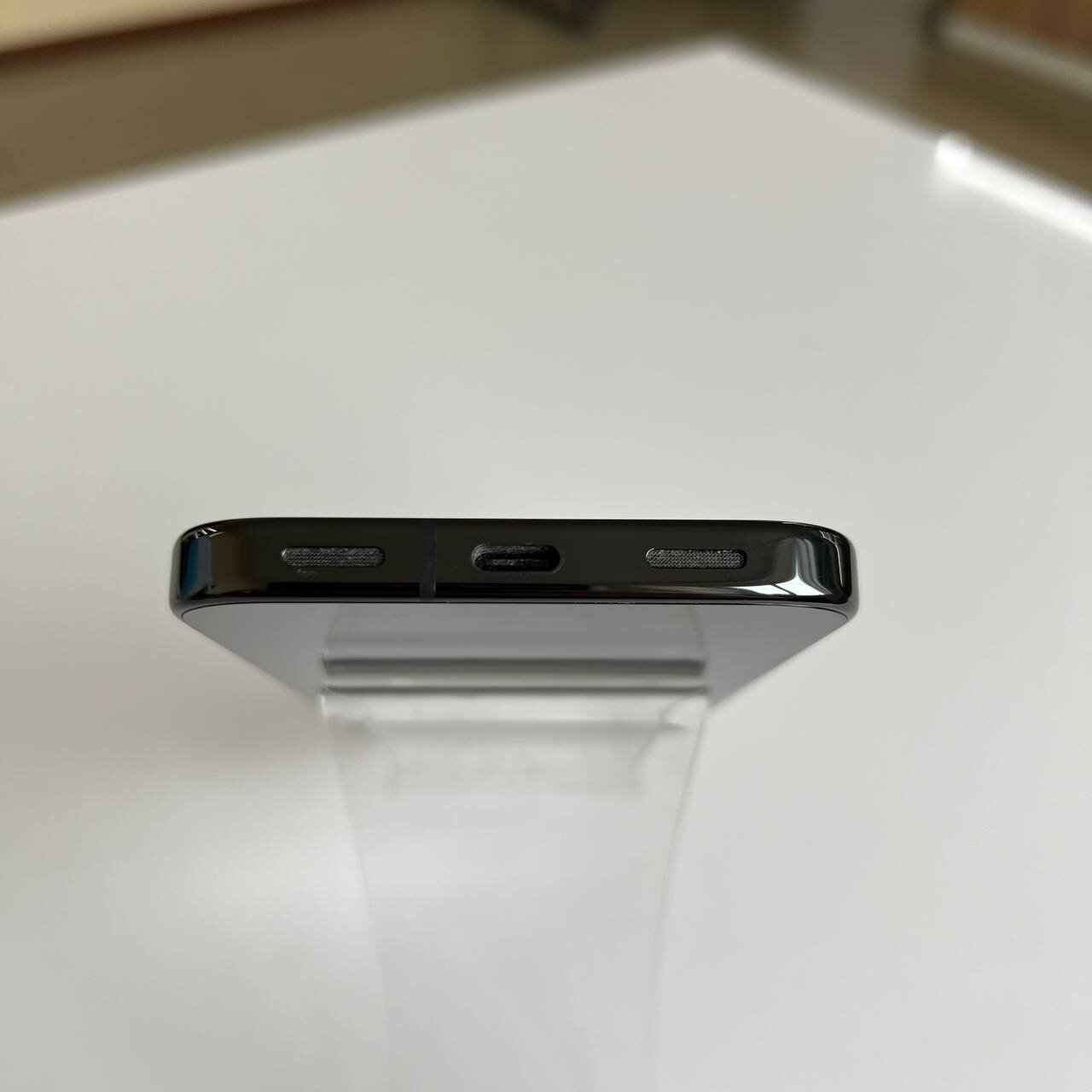 Google Pixel 10 Pro 16/256 Gb Obsidian Neverlock (e-Sim) (вживаний)