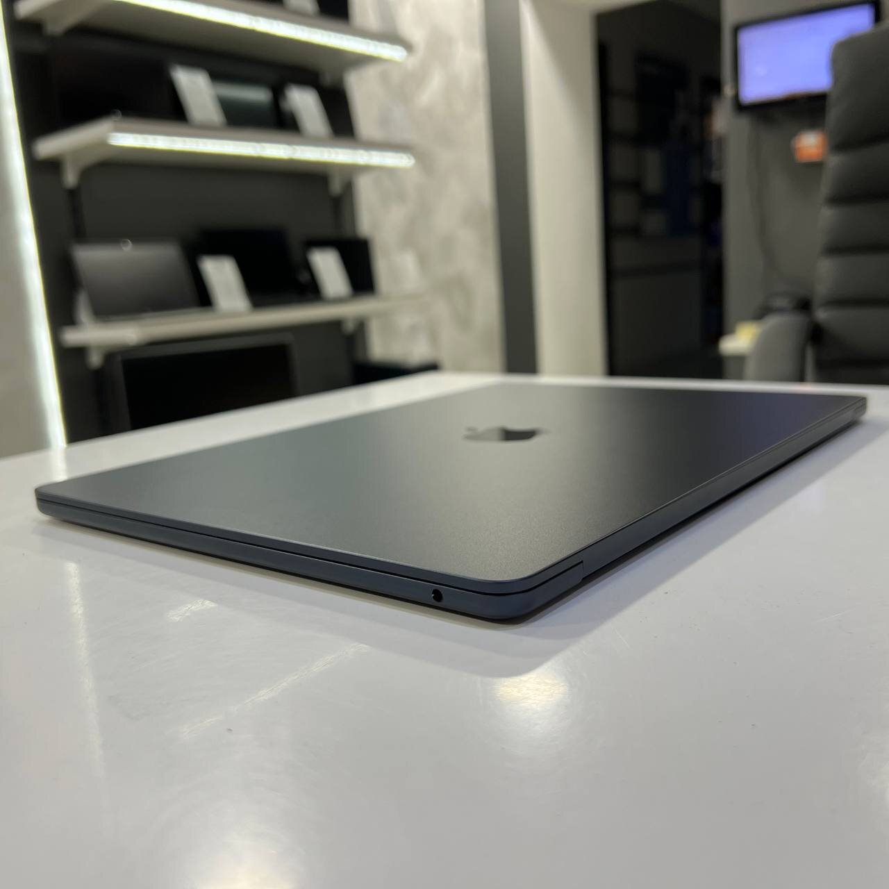 Apple MacBook Air 15 A3241 (2025) Apple M4/16Gb/512Gb SSD/Tahoe (вживаний)