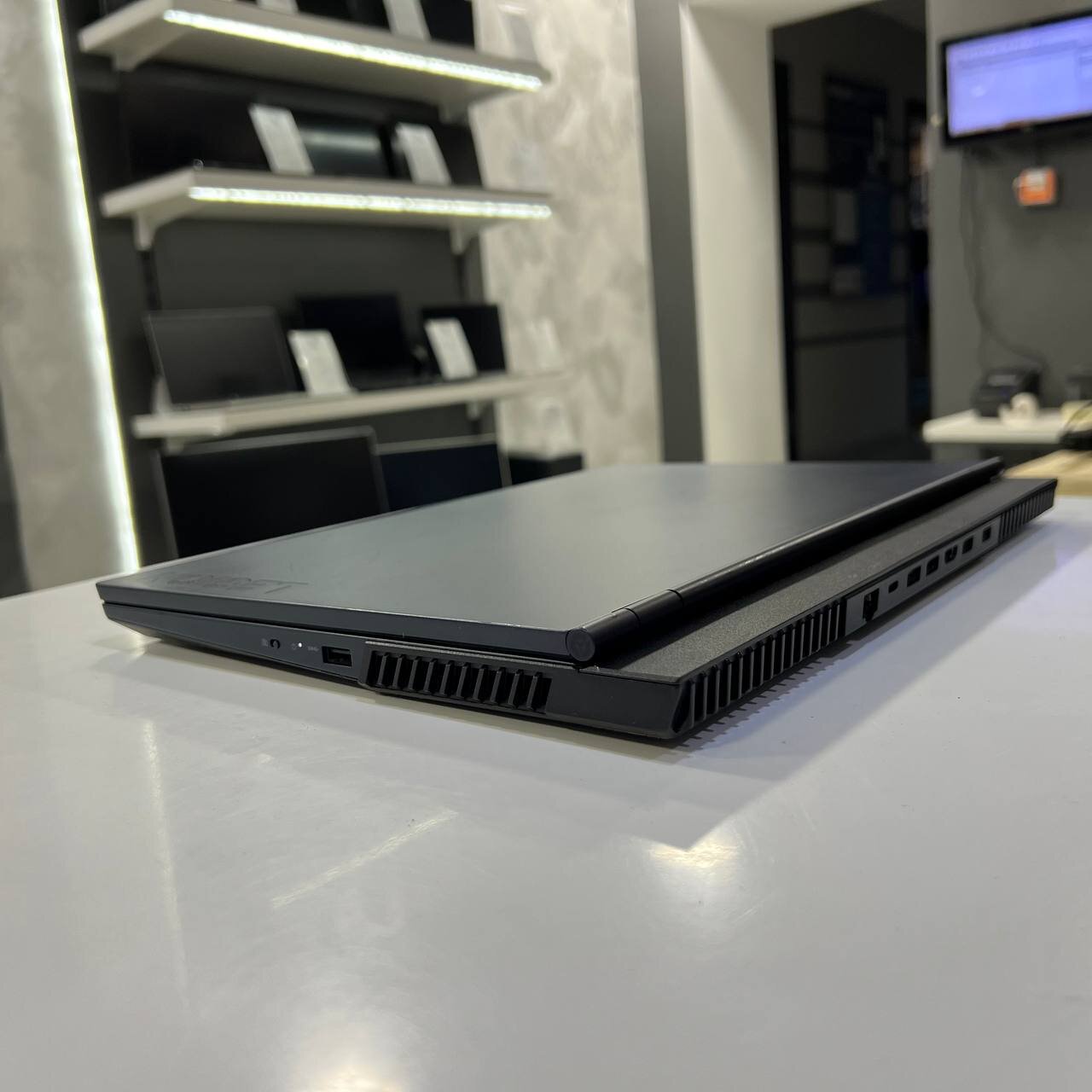 Lenovo Legion 5 Ryzen 7 5800H/RTX3050TI 4Gb/16Gb/512Gb SSD/Win11 (вживаний)