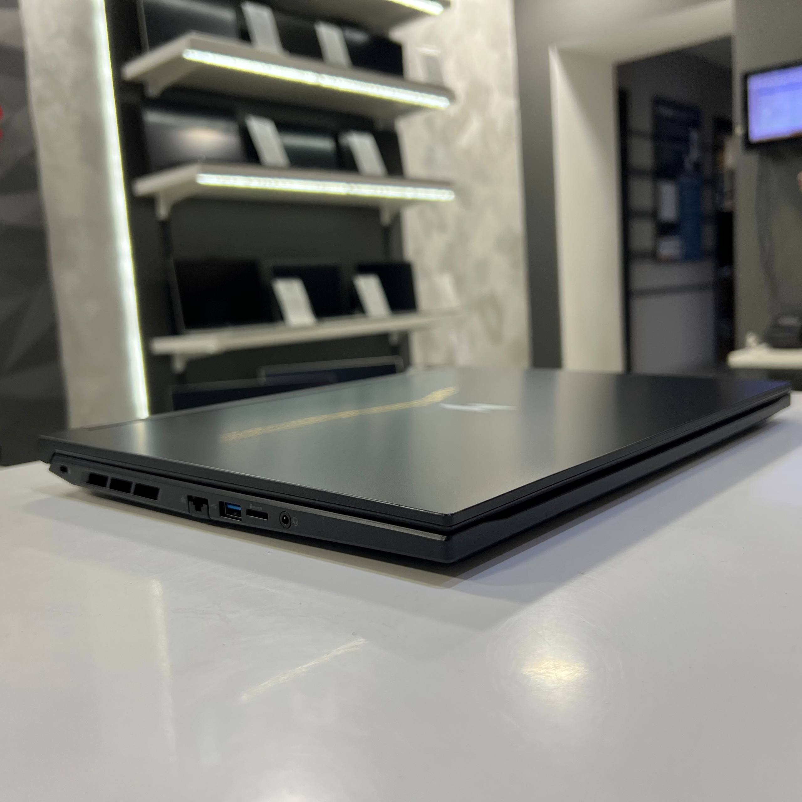 Acer Nitro V 16 Intel Core 7 240H/RTX5060 8Gb/16Gb/1Tb SSD/Win11 (вживаний)