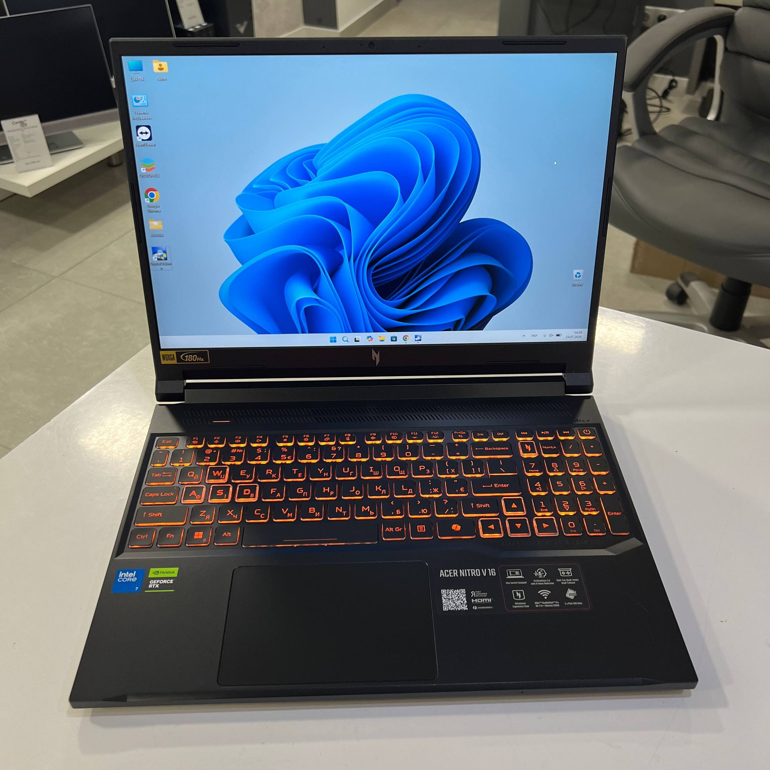 Acer Nitro V 16 Intel Core 7 240H/RTX5060 8Gb/16Gb/1Tb SSD/Win11 (вживаний)