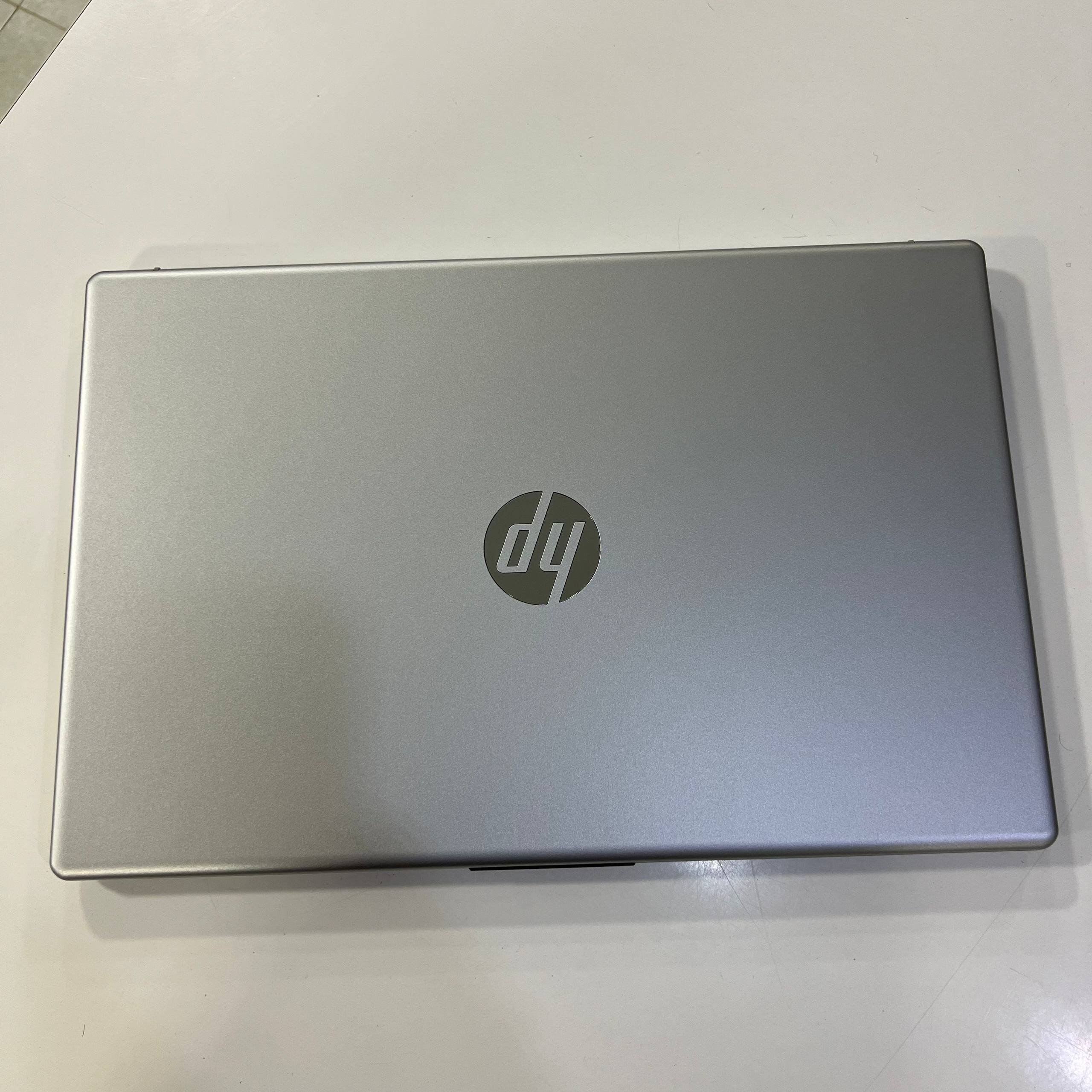 HP 15-FC0399NR Ryzen 3 7320U/8Gb/256Gb SSD/Win11 (вживаний)
