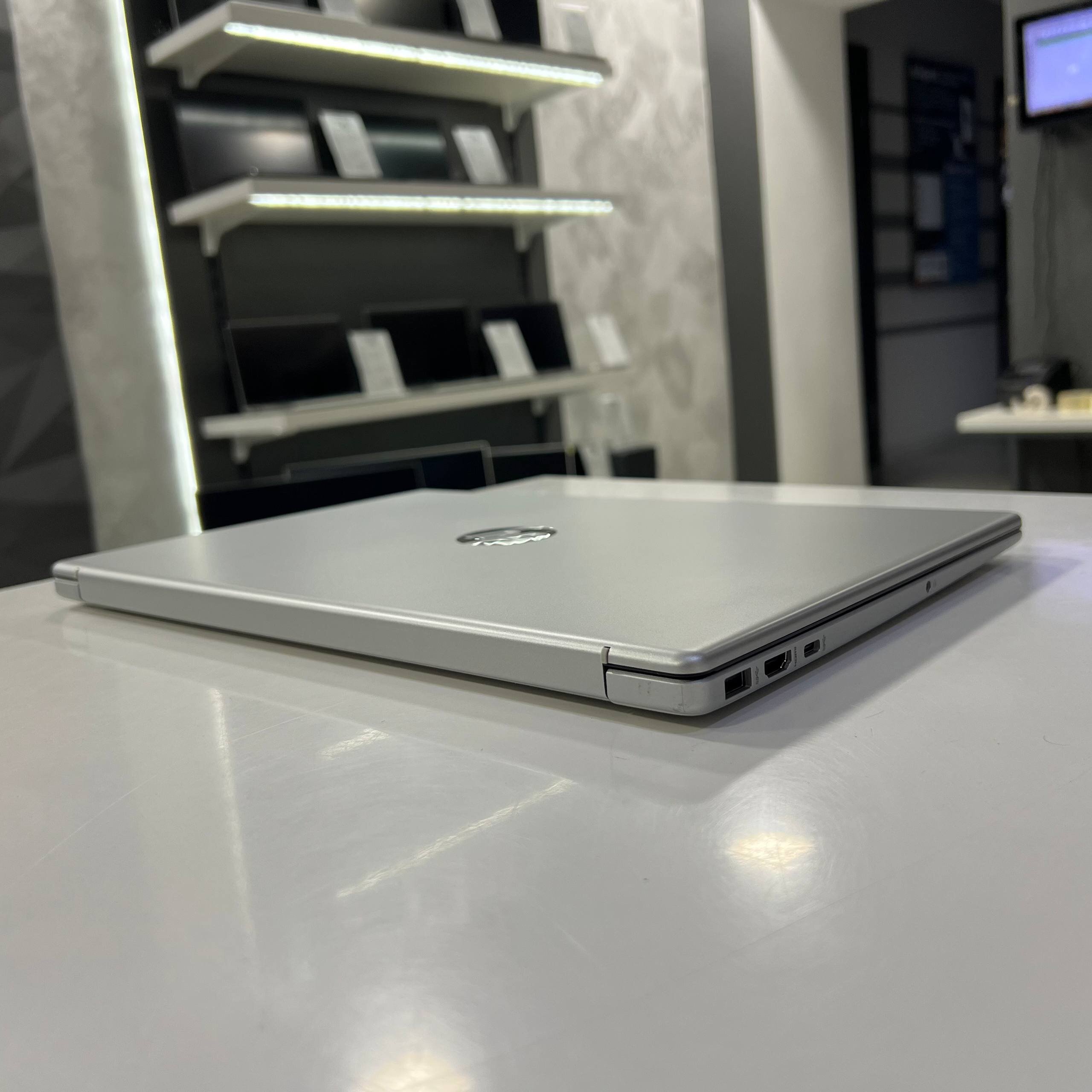 HP 15-FC0399NR Ryzen 3 7320U/8Gb/256Gb SSD/Win11 (вживаний)