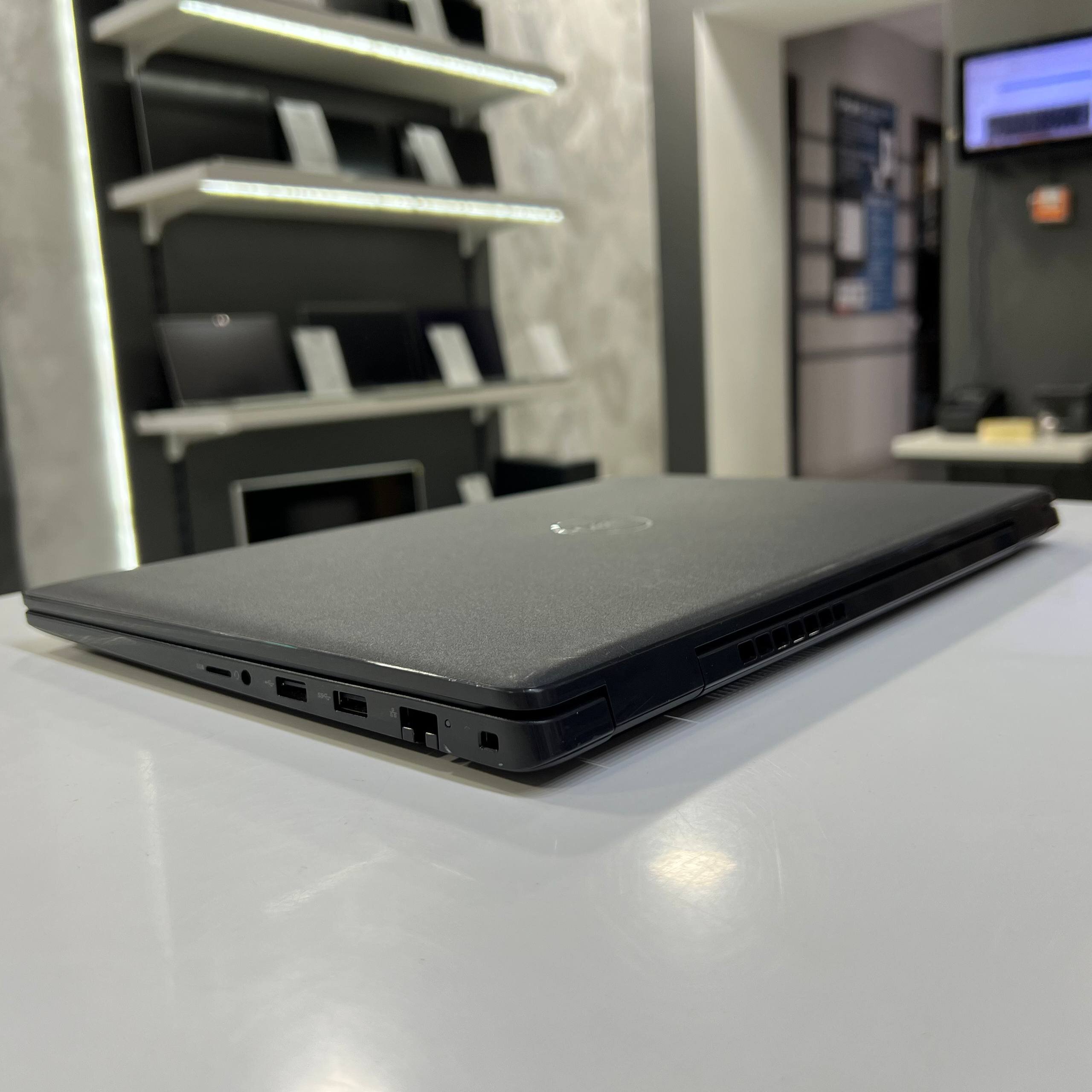 Dell Latitude 15 3520 Touch Laptop Intel Core i5-1135G7 Артикул: 29410 (вживаний)