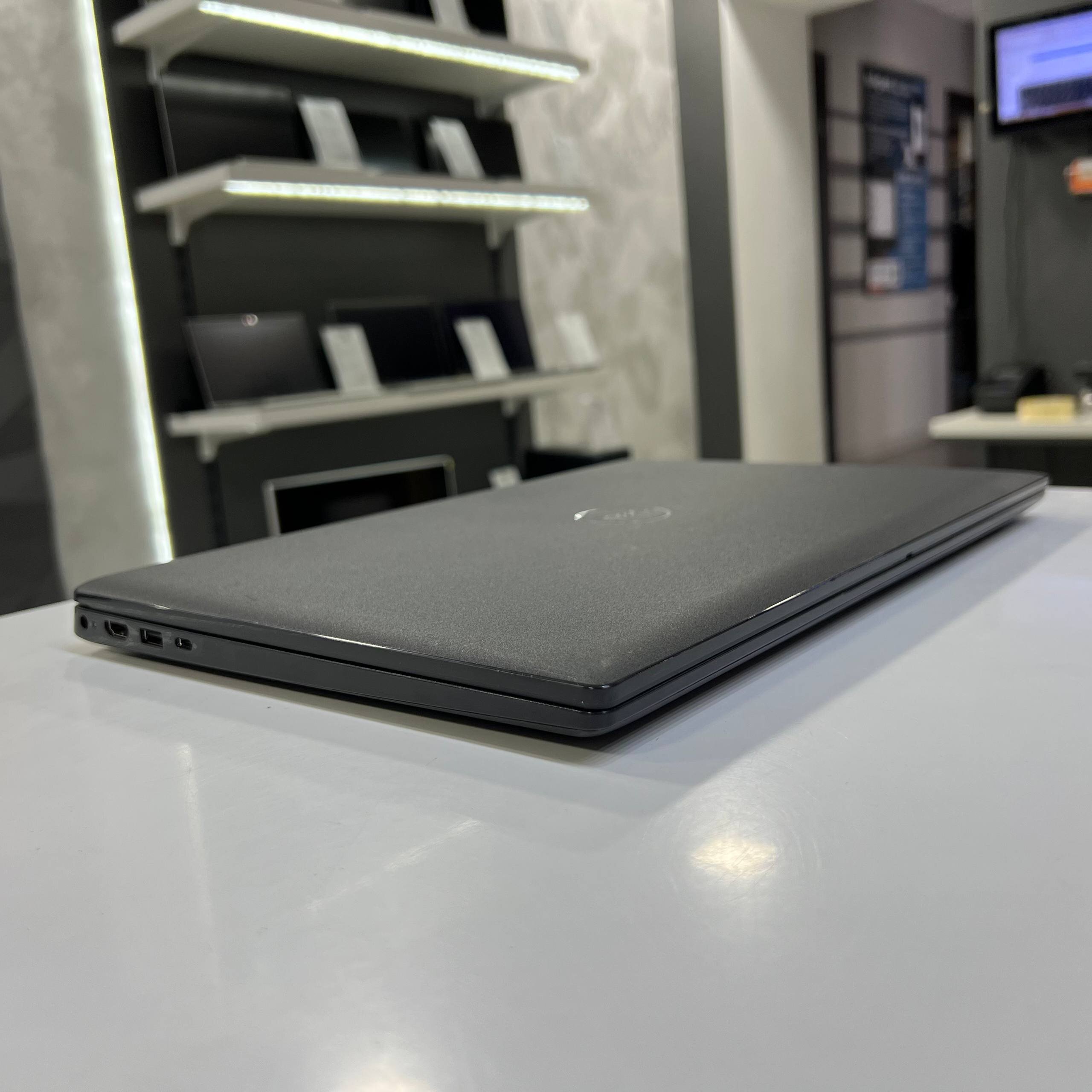 Dell Latitude 15 3520 Touch Laptop Intel Core i5-1135G7 Артикул: 29410 (вживаний)