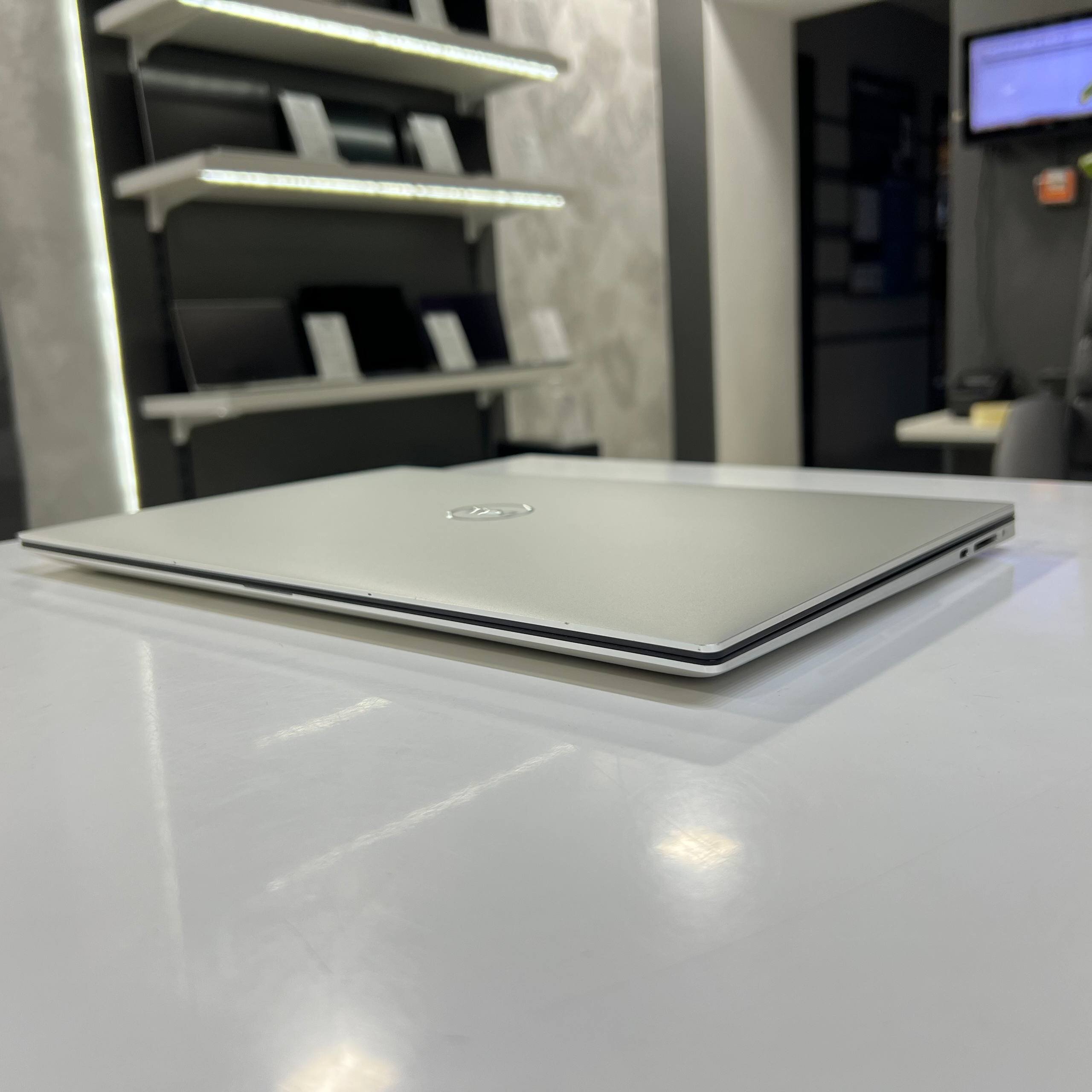 Dell XPS 15 9500 Intel Core i7-10750H/GTX1650TI 4Gb/16Gb/512Gb SSD/Win11 (вживаний)