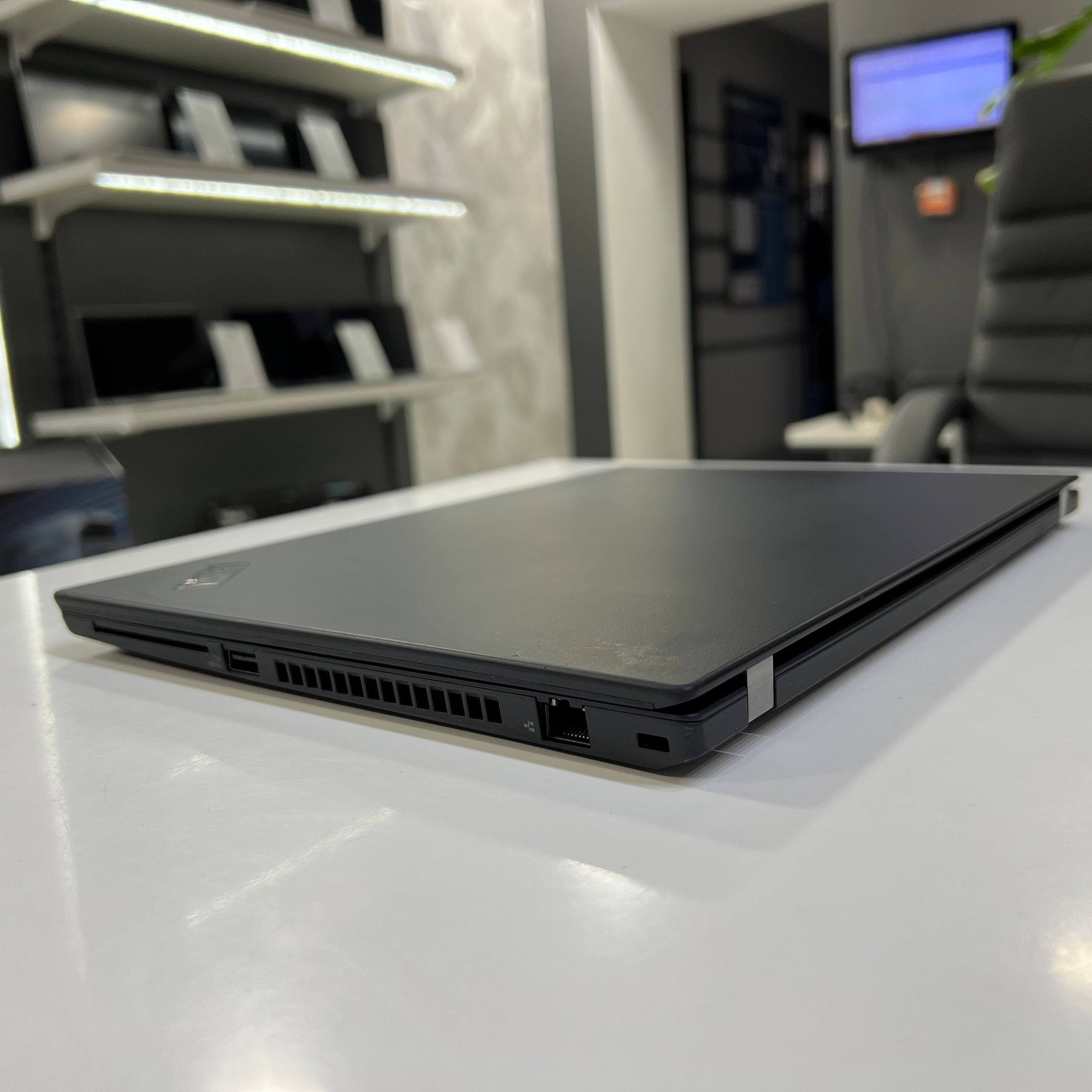 Lenovo ThinkPad T490 Intel Core i5-8365U/8Gb/256Gb SSD/Win11 (вживаний)