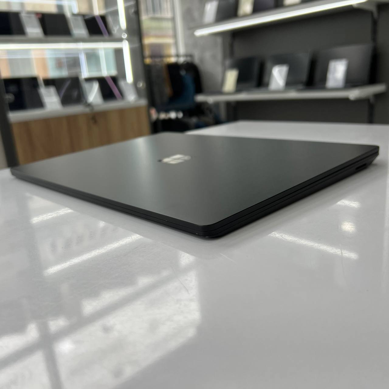 Microsoft Surface Laptop 3 Intel Core i5-1035G7/8Gb/256Gb SSD/Win11 (вживаний)
