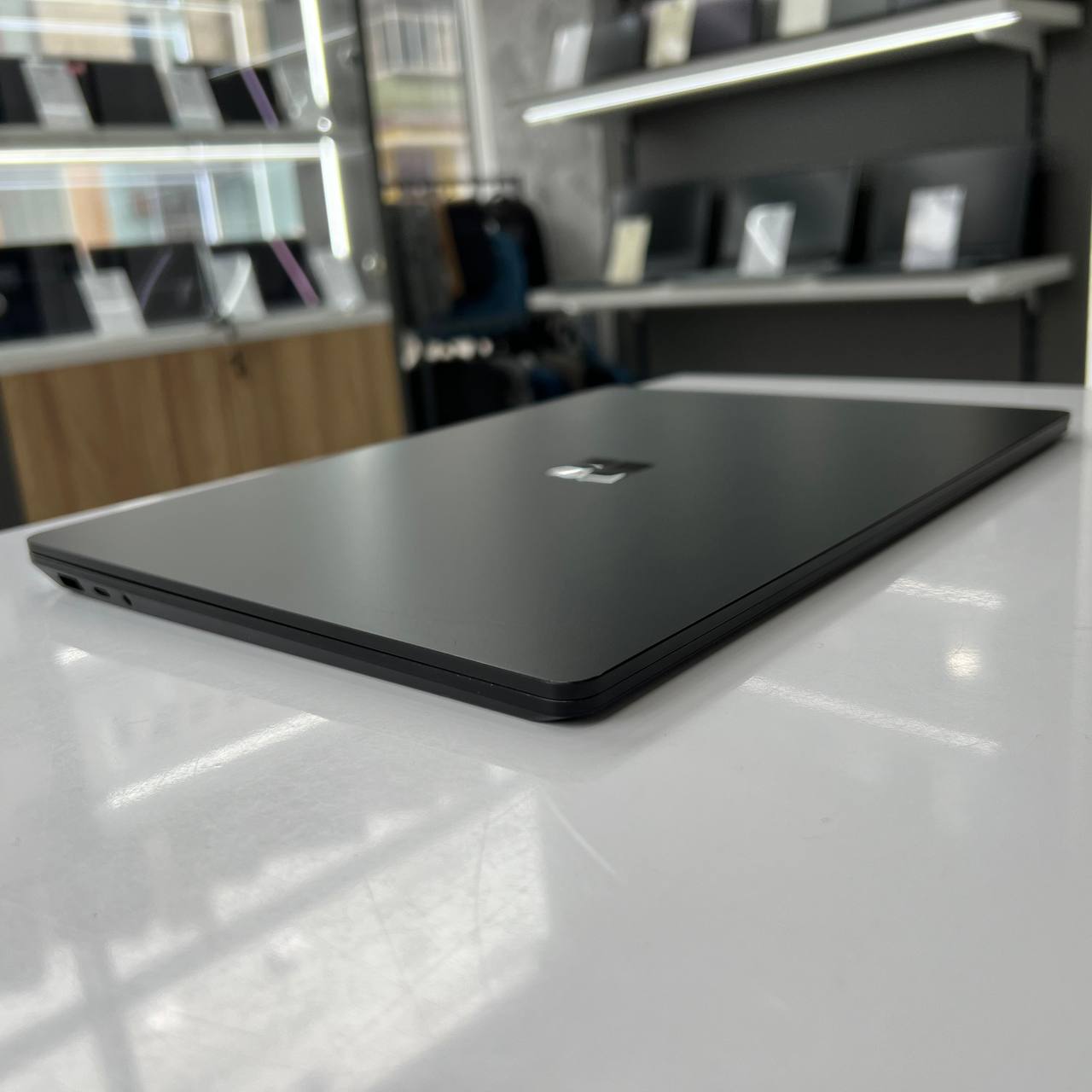 Microsoft Surface Laptop 3 Intel Core i5-1035G7/8Gb/256Gb SSD/Win11 (вживаний)