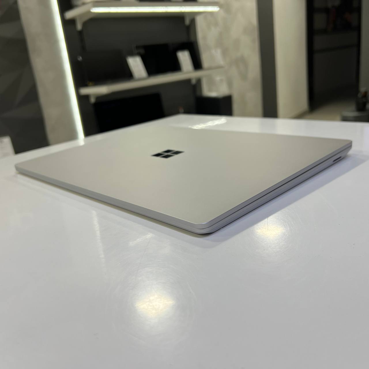 Microsoft Surface Laptop 3 Ryzen 5 Surface Edition/8Gb/256Gb SSD/Win11 (вживаний)