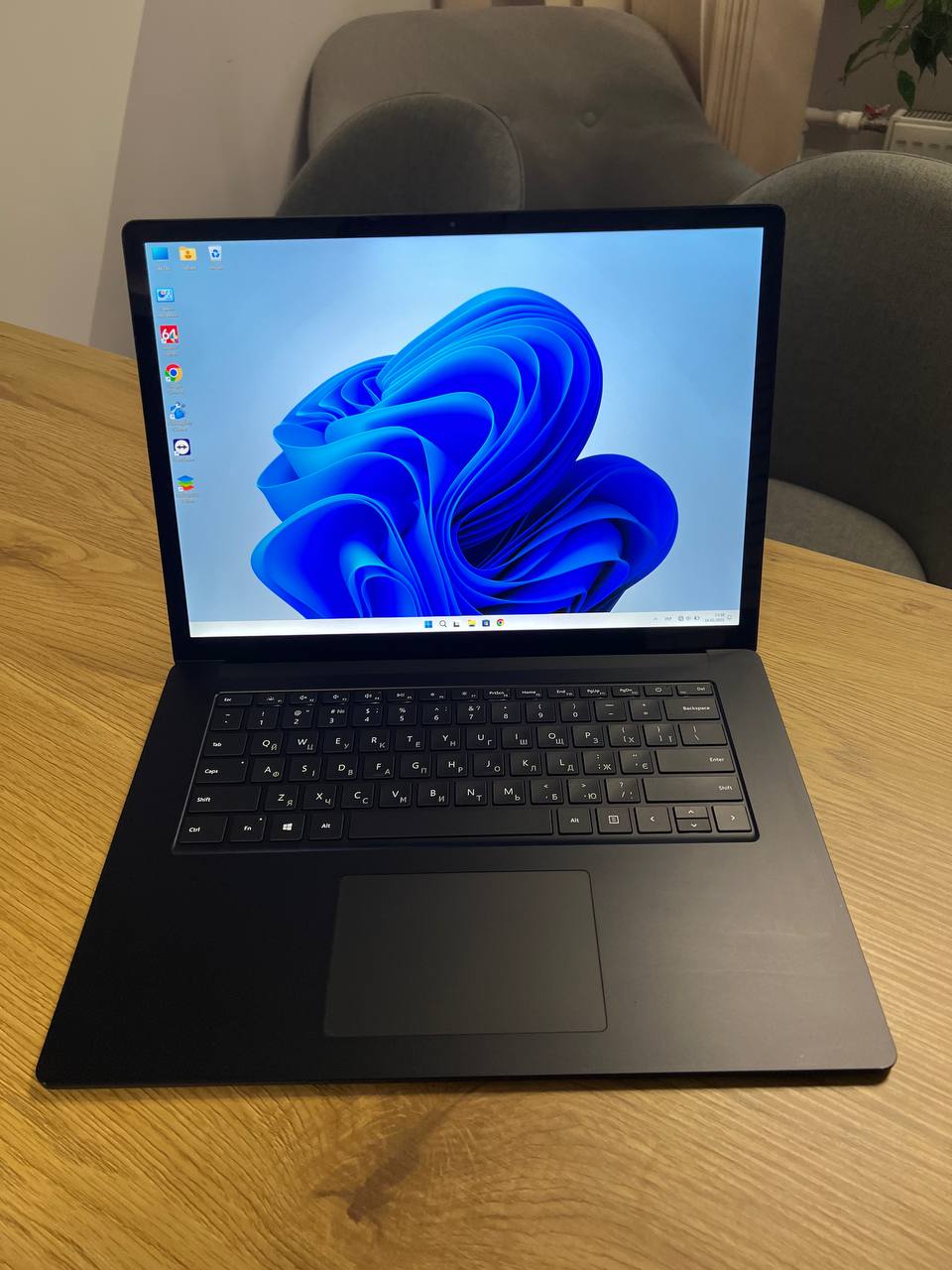 Microsoft Surface Laptop 3 Intel Core i7-1065G7/16Gb/256Gb SSD/Win11 (вживаний)