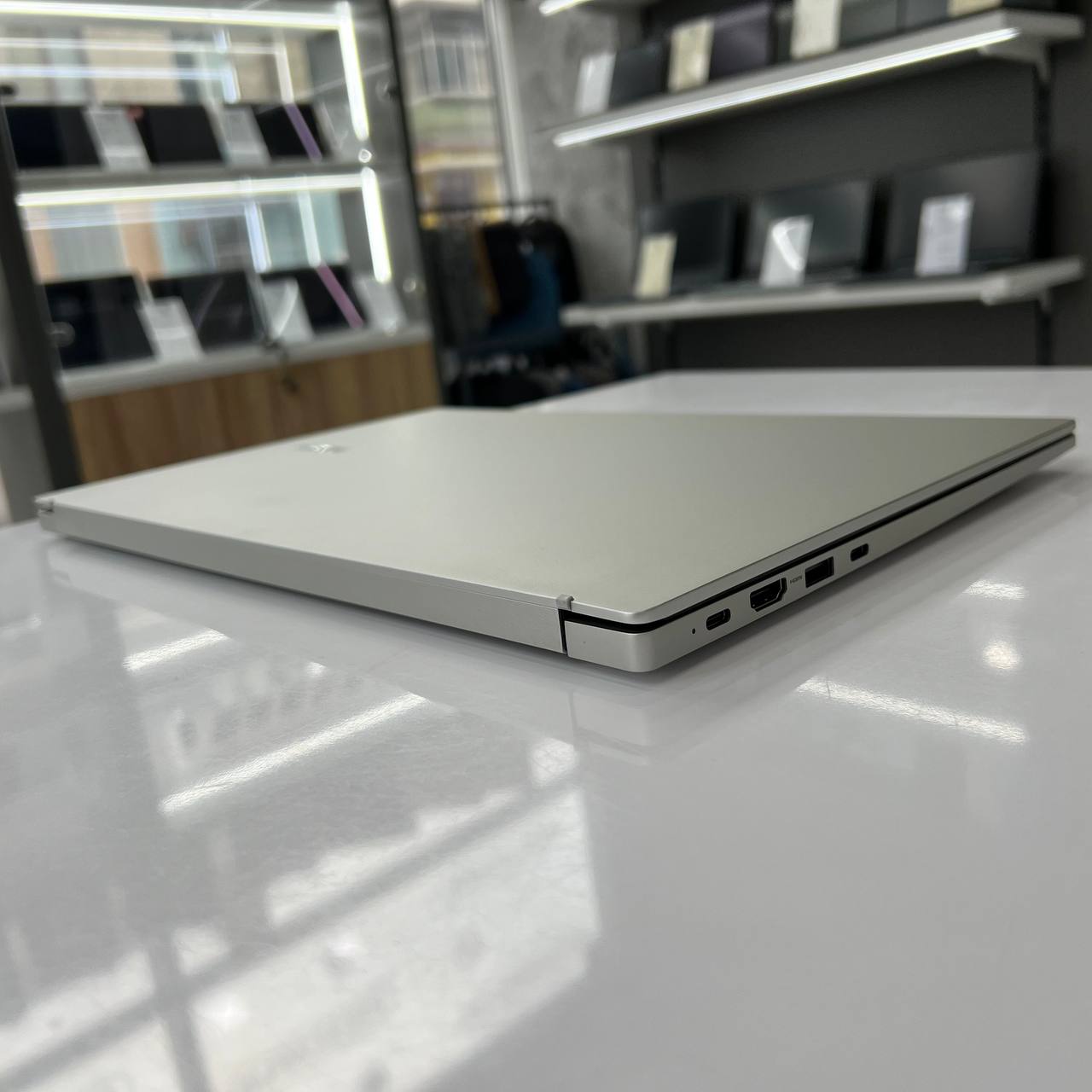 Samsung Galaxy Book 4 Intel Core 7 150U/16Gb/512Gb SSD/Win11 (вживаний)