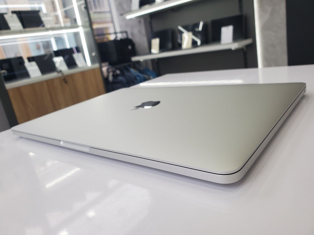 Apple MacBook Pro A2338 (2022) Apple M2/8Gb/256Gb SSD/Sonoma (вживаний)