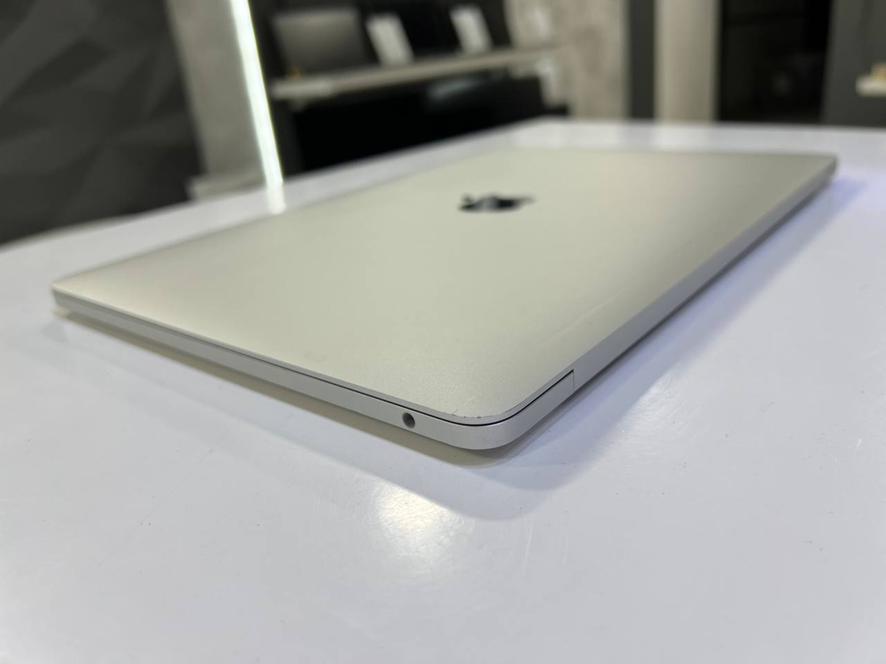 Apple MacBook Pro A1708 (2017) Core i5-7360U/8Gb/256Gb SSD/MacOS Ventura (вживаний)