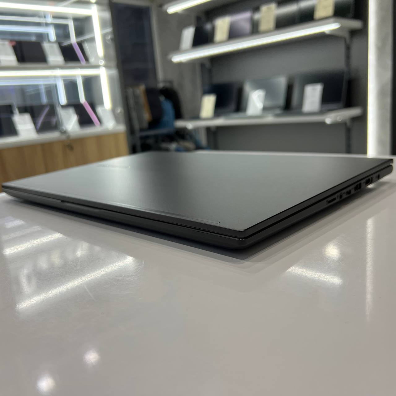 Asus VivoBook Intel Core i7-1165G7/16Gb/1Tb SSD/Win11 (вживаний)