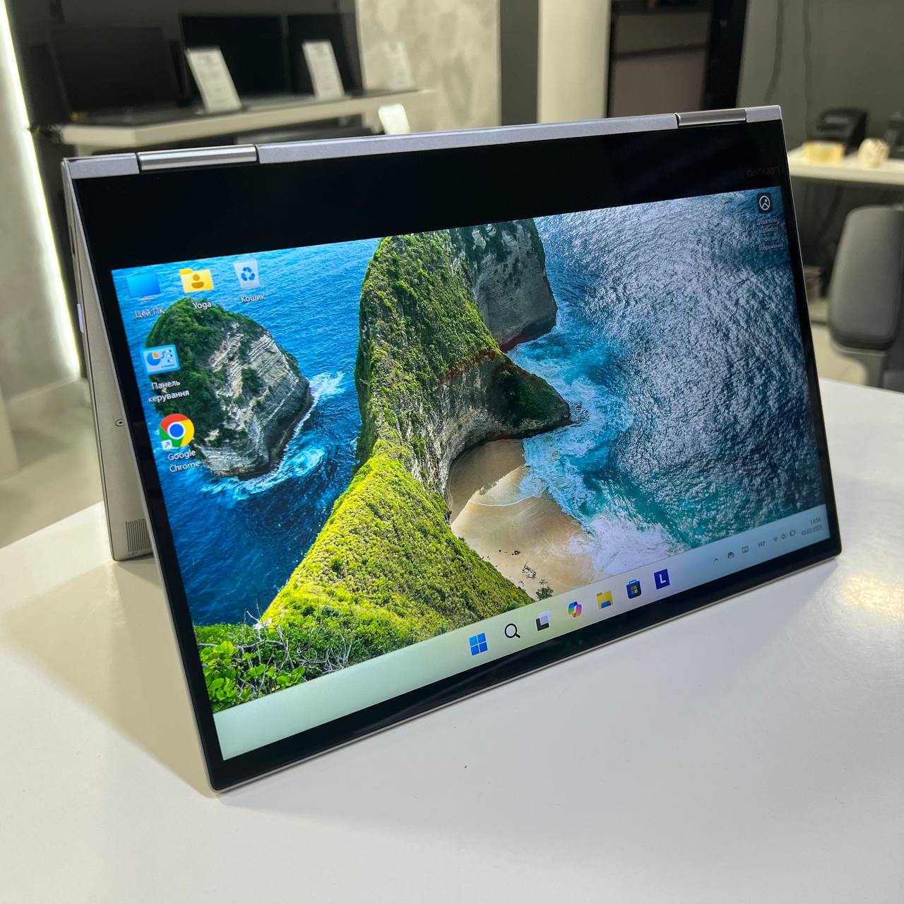 Lenovo Yoga 730 Intel Core i5-8250U/8Gb/256Gb SSD/Win11 (вживаний)