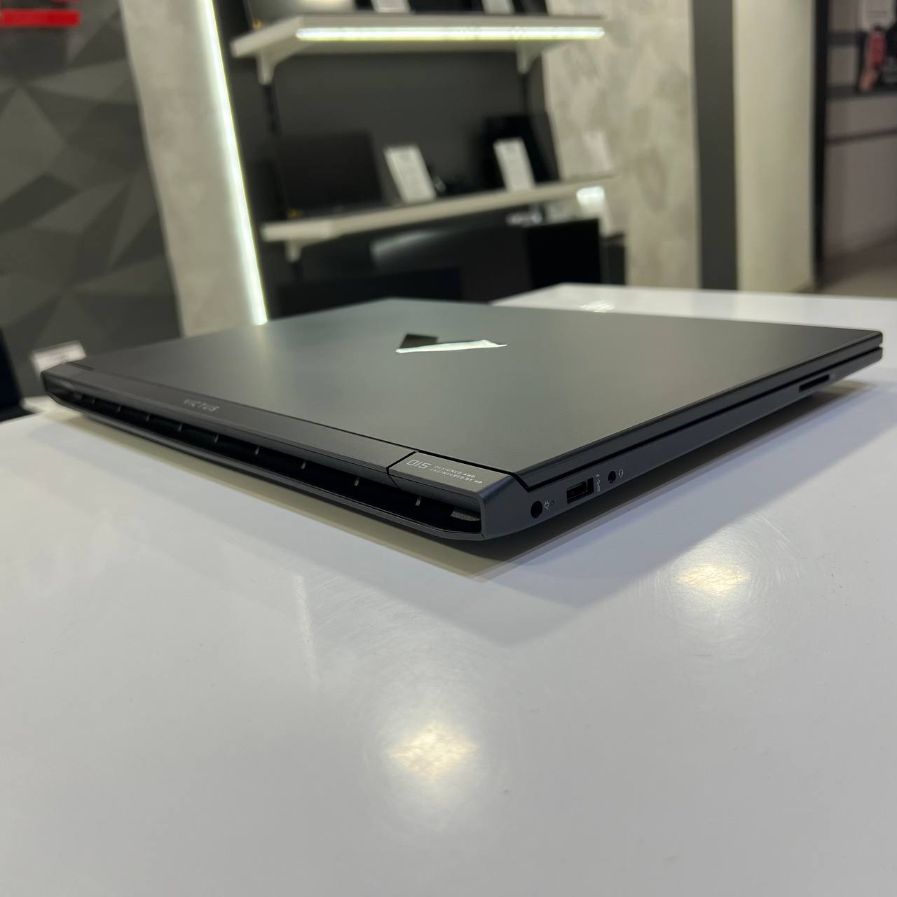 HP Victus 15 Ryzen 7 5800H/RX6500M 4Gb/16Gb/512Gb SSD/Win11 (вживаний)