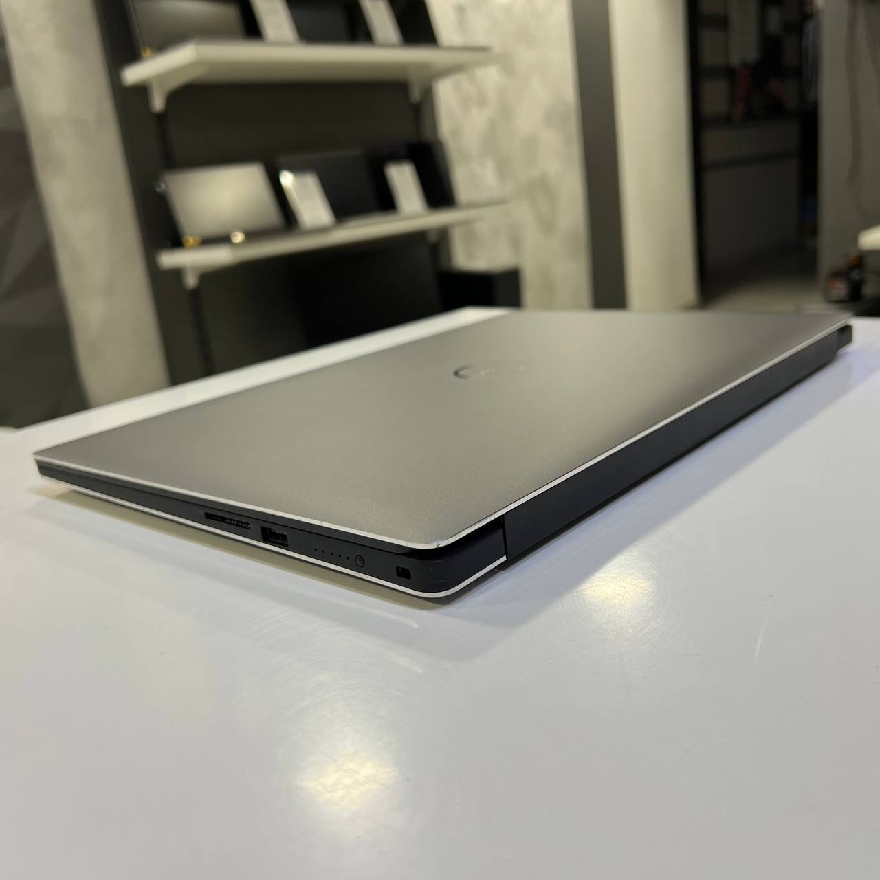 Dell Precision 5540 Intel Core i5-9400H/T1000 4Gb/16Gb/256Gb SSD/Win11 (вживаний)