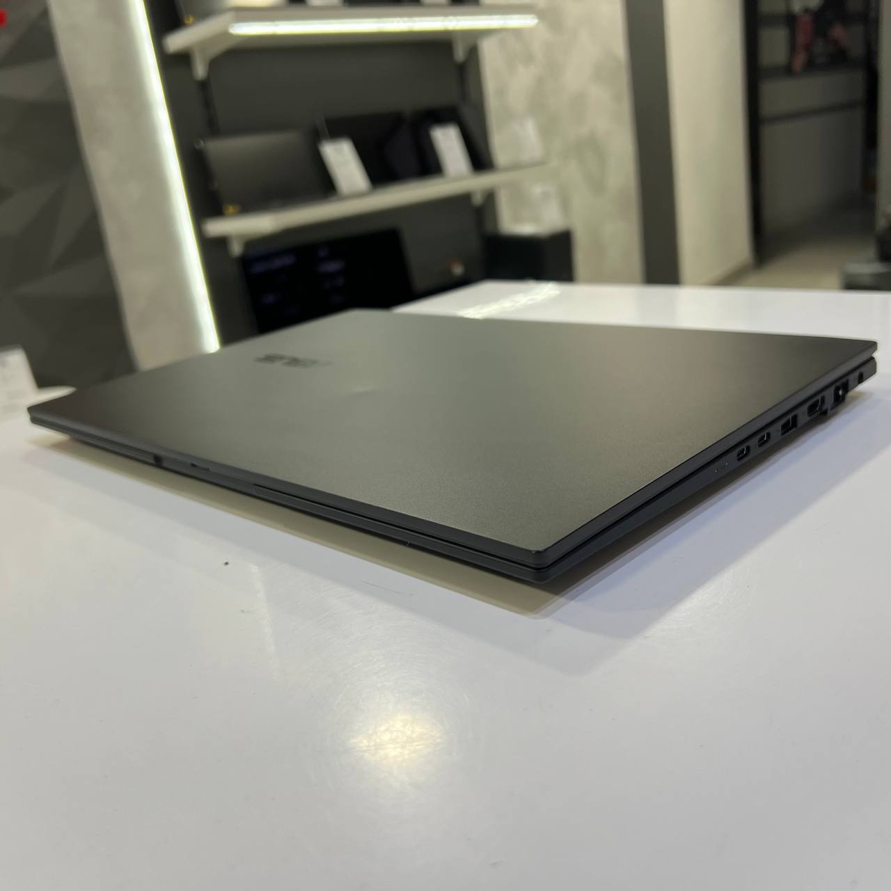 Asus Creator Laptop Q530 Intel Core i7-13620H/RTX3050 6Gb/16Gb/512Gb SSD/Win11 (вживаний)