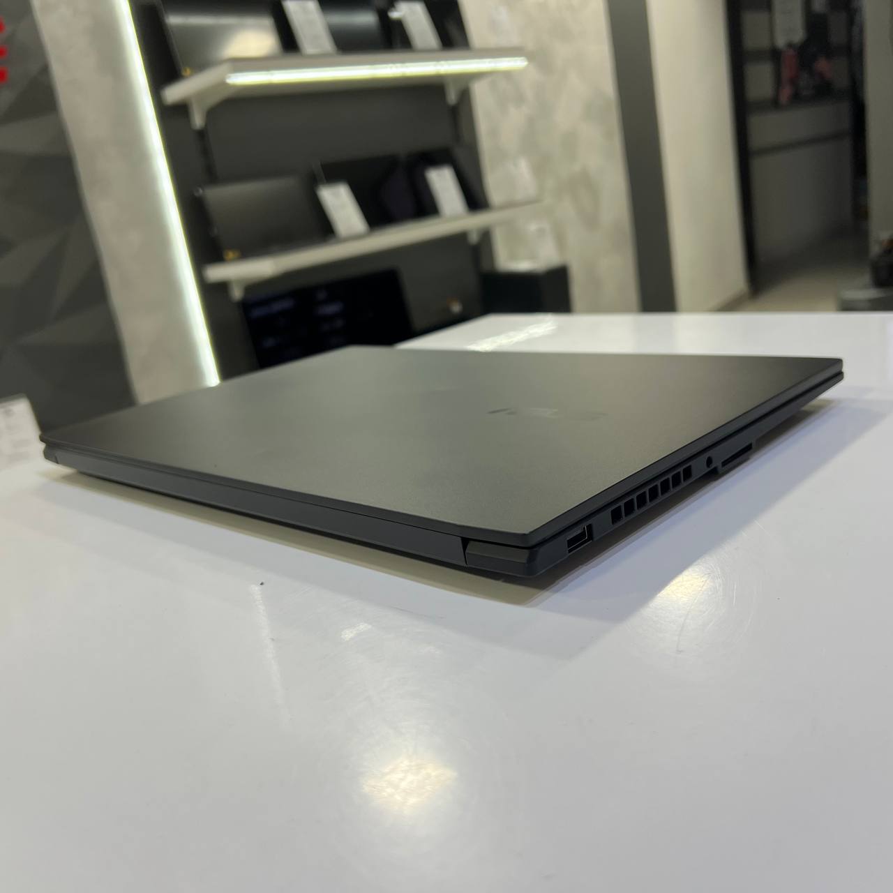 Asus Creator Laptop Q530 Intel Core i7-13620H/RTX3050 6Gb/16Gb/512Gb SSD/Win11 (вживаний)