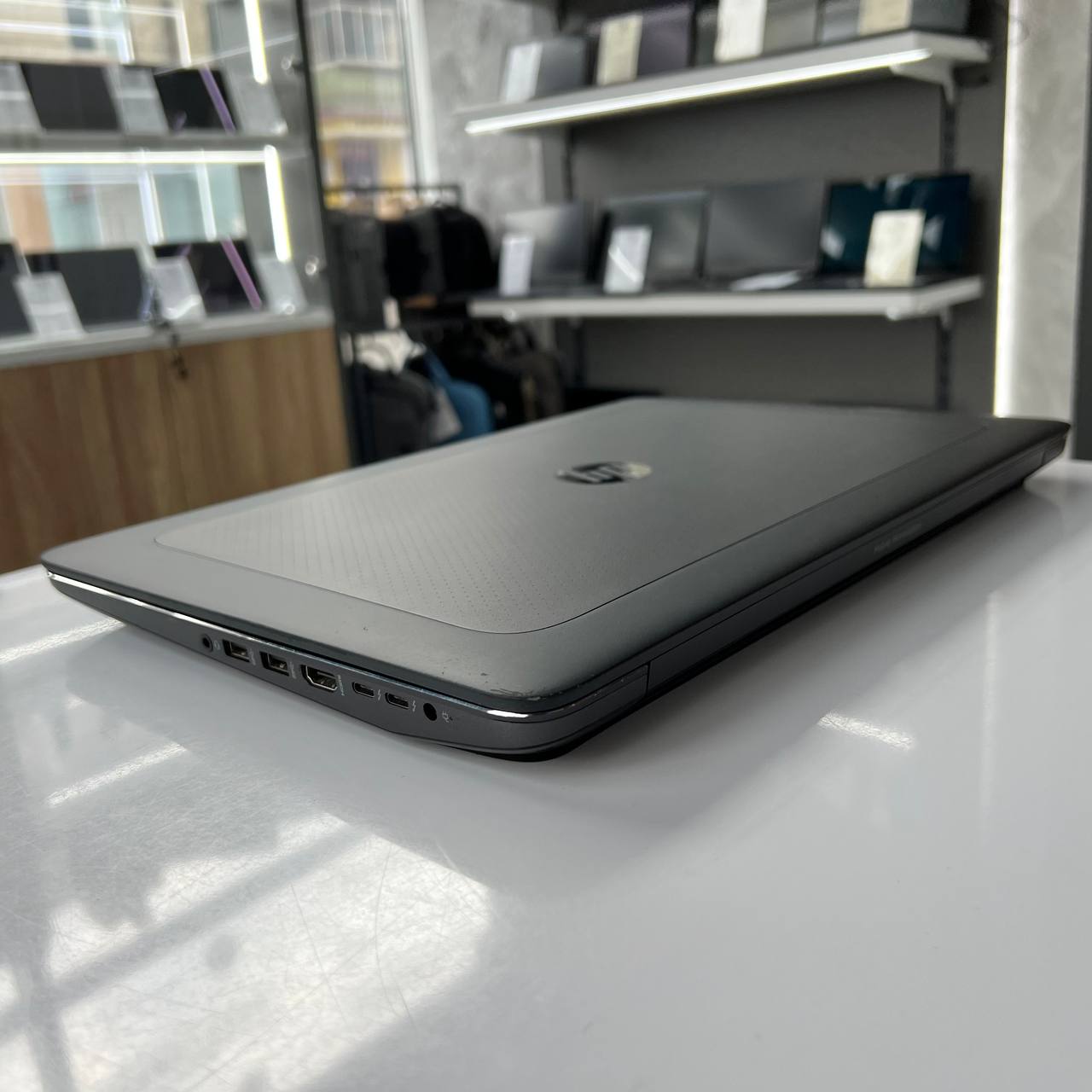 HP Zbook G3 Intel Core i7-6820HQ/M1000M 2Gb/16Gb/256Gb SSD/Win10 (вживаний)