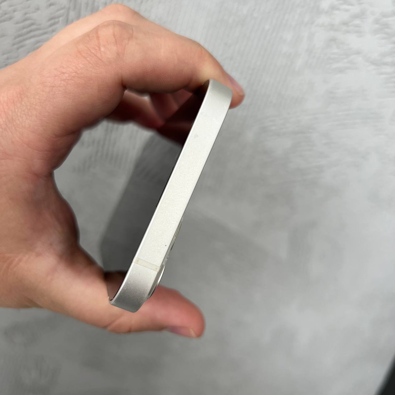 Apple iPhone 13 128 Gb Starlight (вживаний)