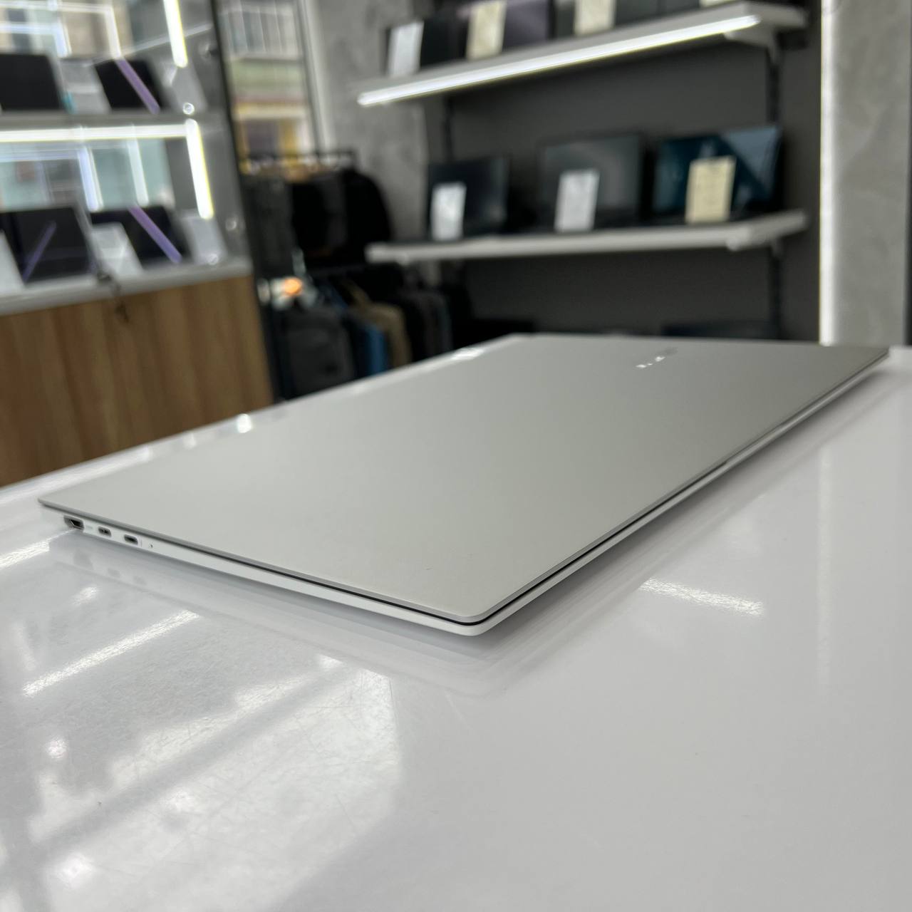 Samsung Galaxy Book Pro Intel Core i5-1135G7/8Gb/512Gb SSD/Win11 (вживаний)