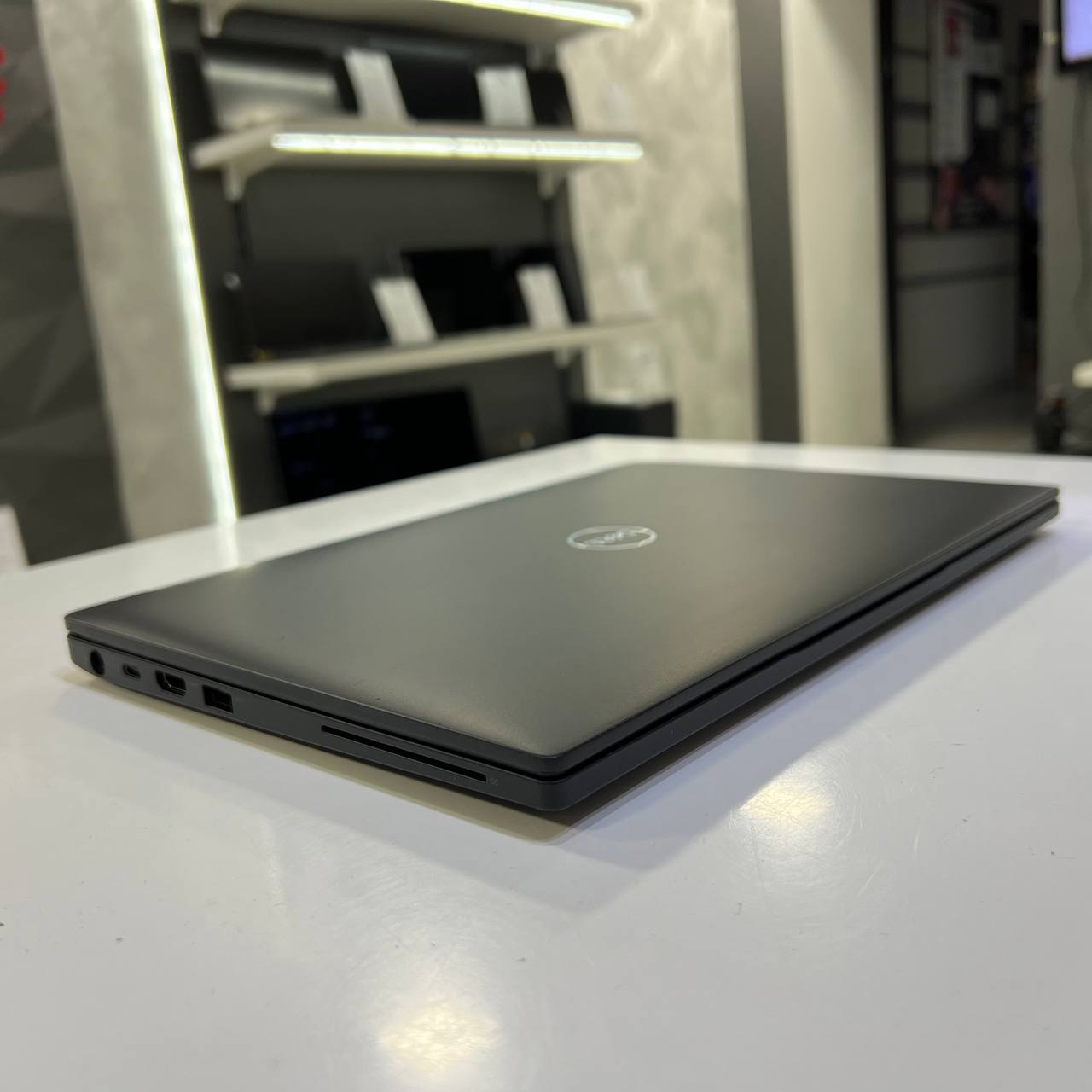 Dell Latitude 7390 Intel Core i7-8650U/16Gb/256Gb SSD/Win11 (вживаний)