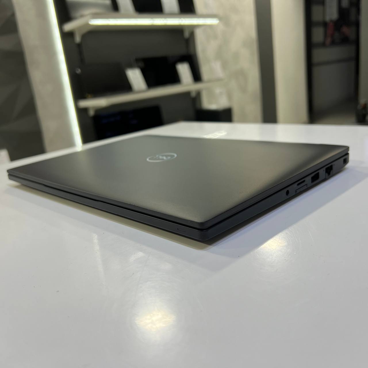 Dell Latitude 7390 Intel Core i7-8650U/16Gb/256Gb SSD/Win11 (вживаний)